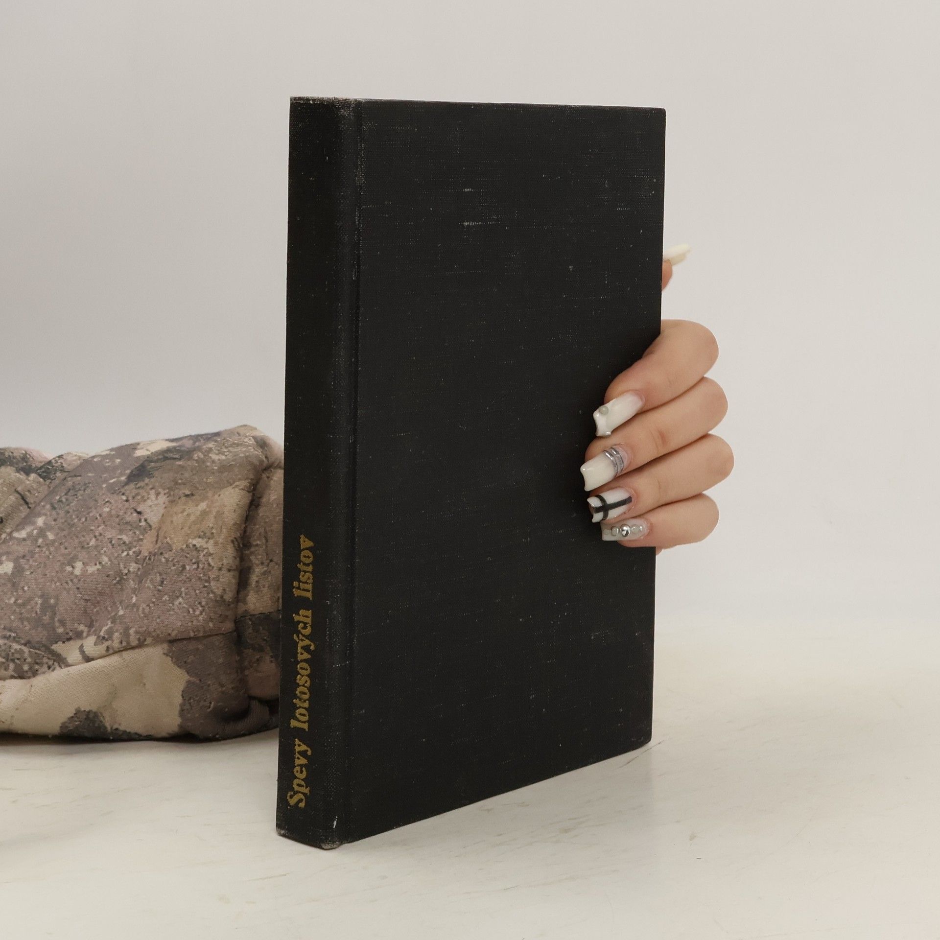 Ivan Kupec Spevy lotosových listov