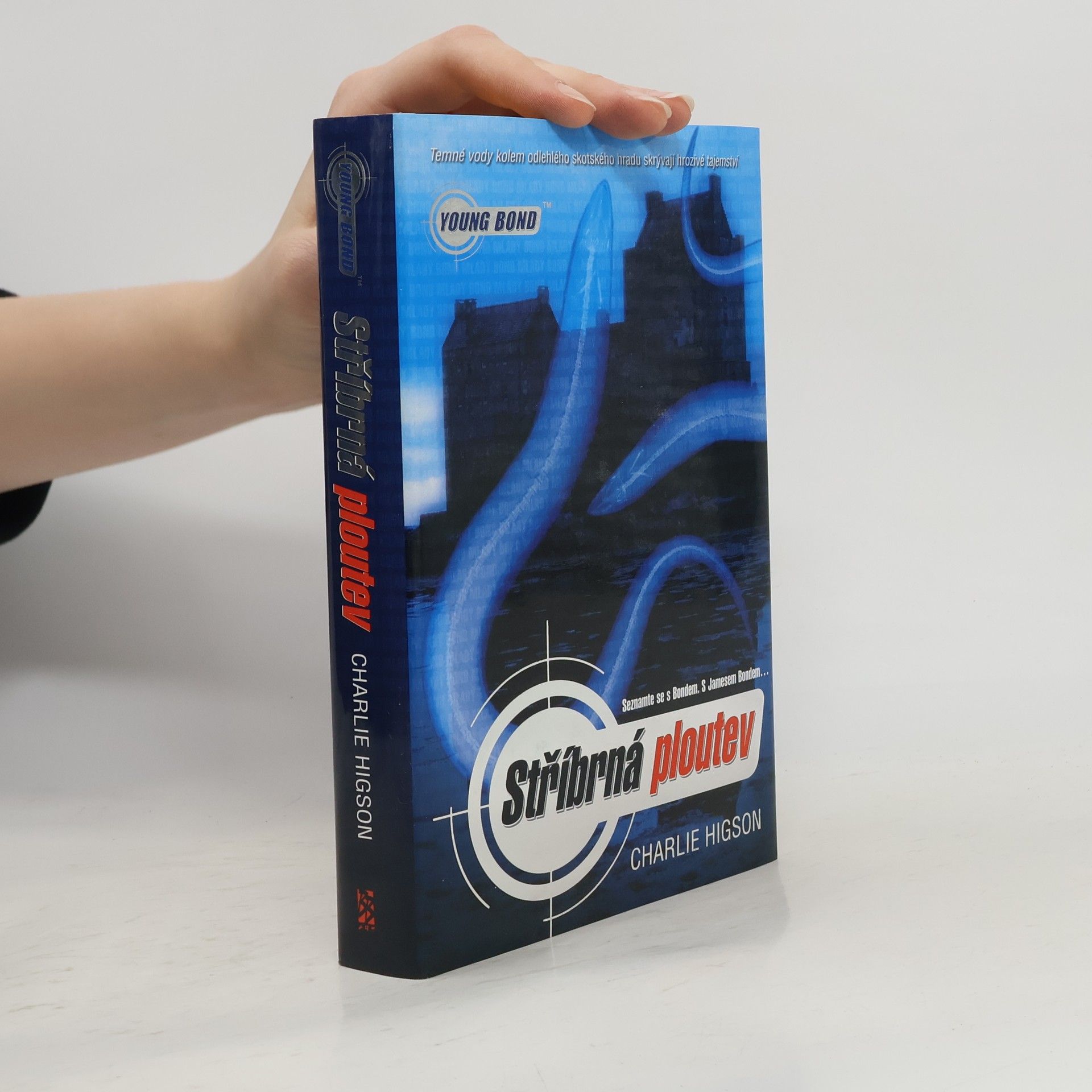 Charlie Higson Stříbrná ploutev