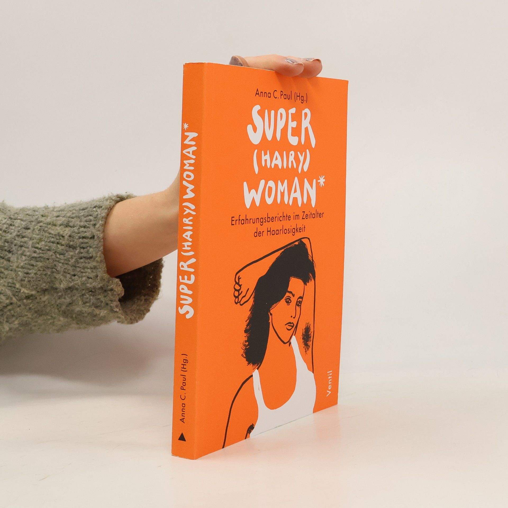 Super (hairy) woman*