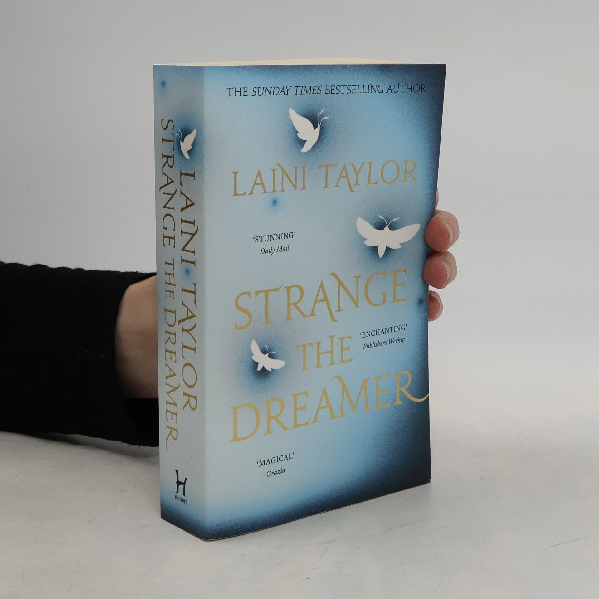 Laini Taylorová Strange the Dreamer