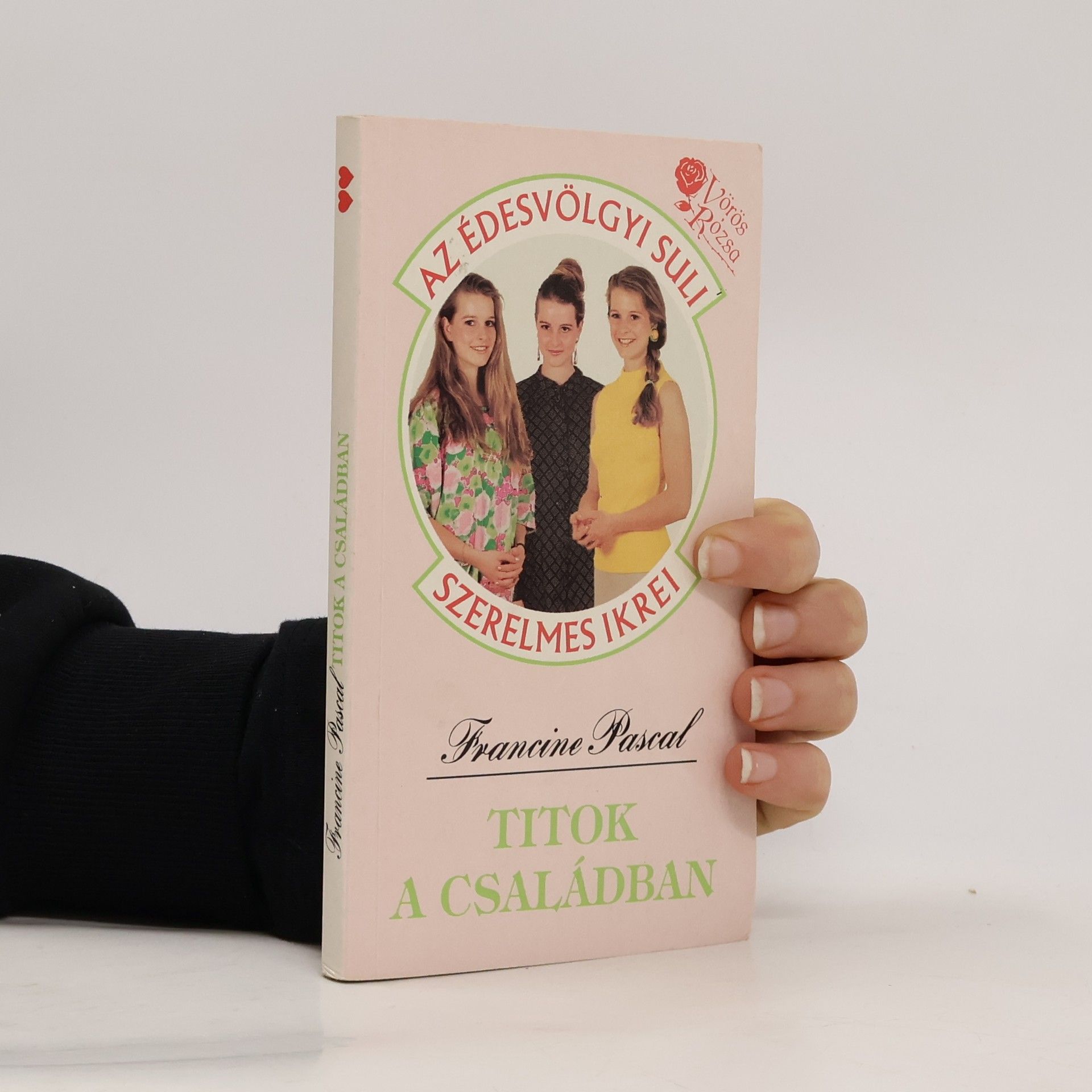 Francine Pascal Titok a családban