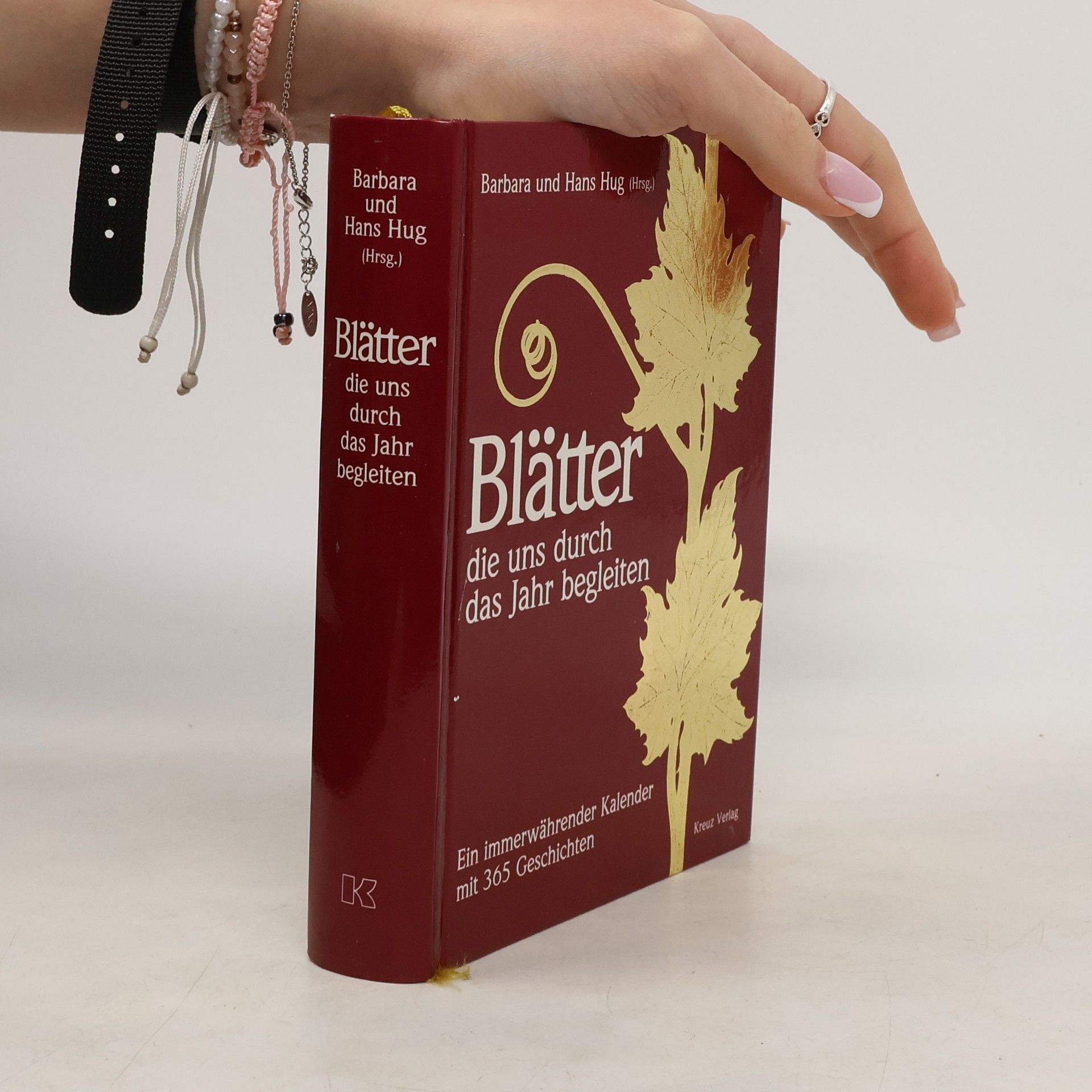 Blätter, die uns durch das Jahr begleiten