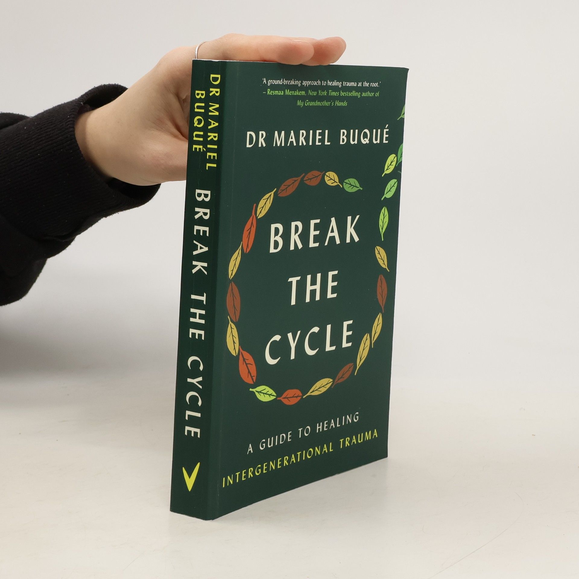 Mariel Buqué Break the Cycle