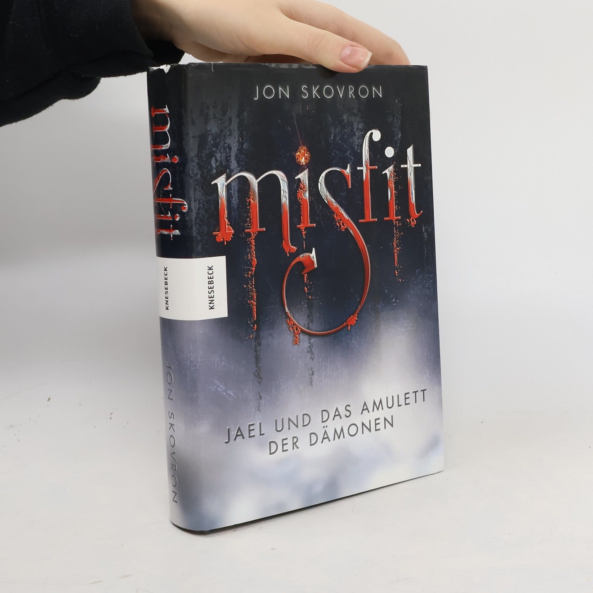 Jon Skovron Misfit. Jael und das Amulett der Dämonen