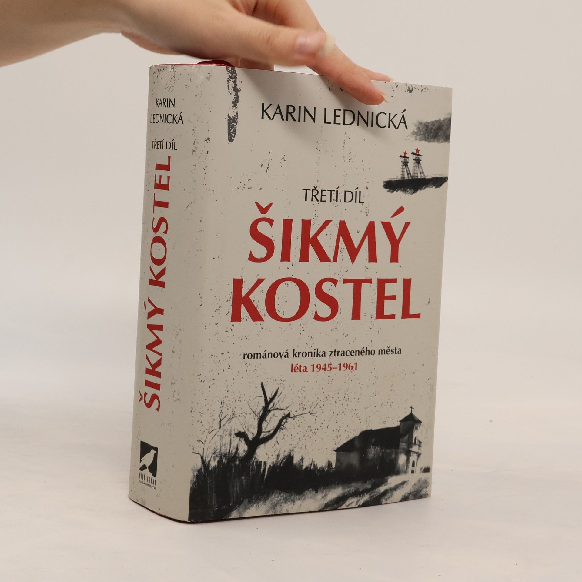 Karin Lednická Šikmý kostel 3