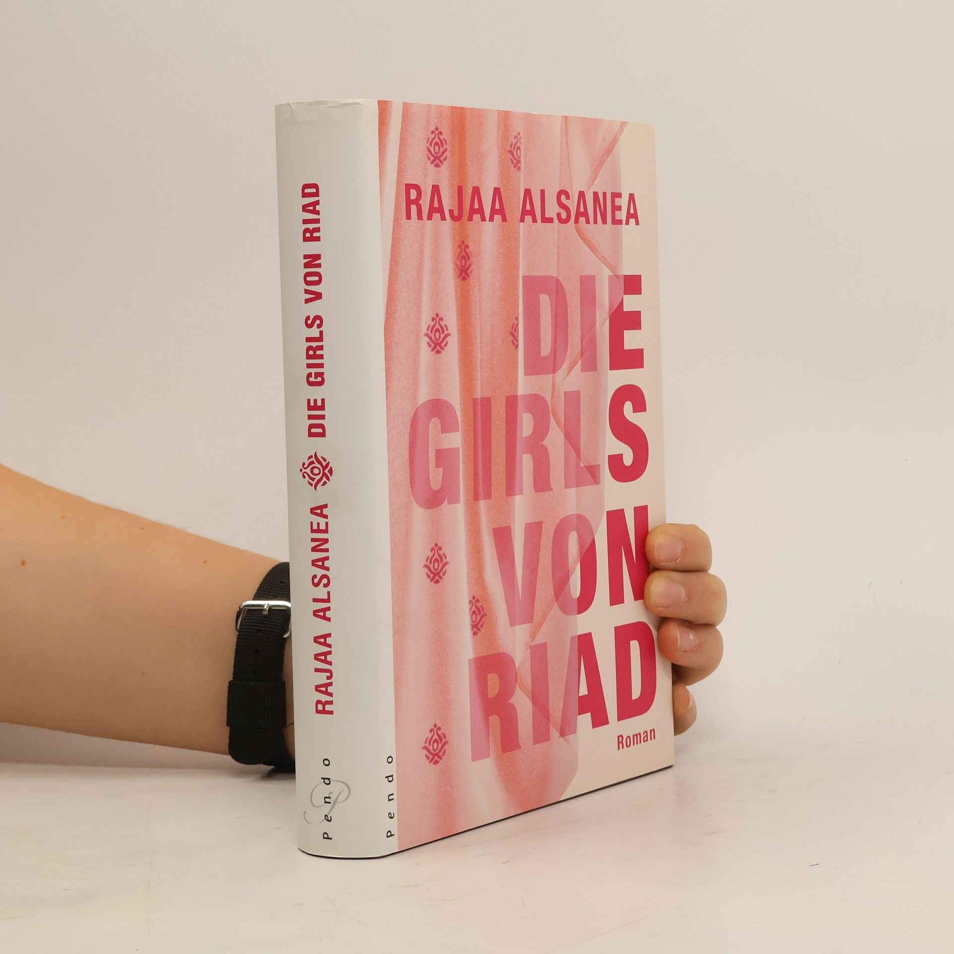 Raǧāʾ ʿAbdallāh aṣ- Ṣāniʿ Die Girls von Riad