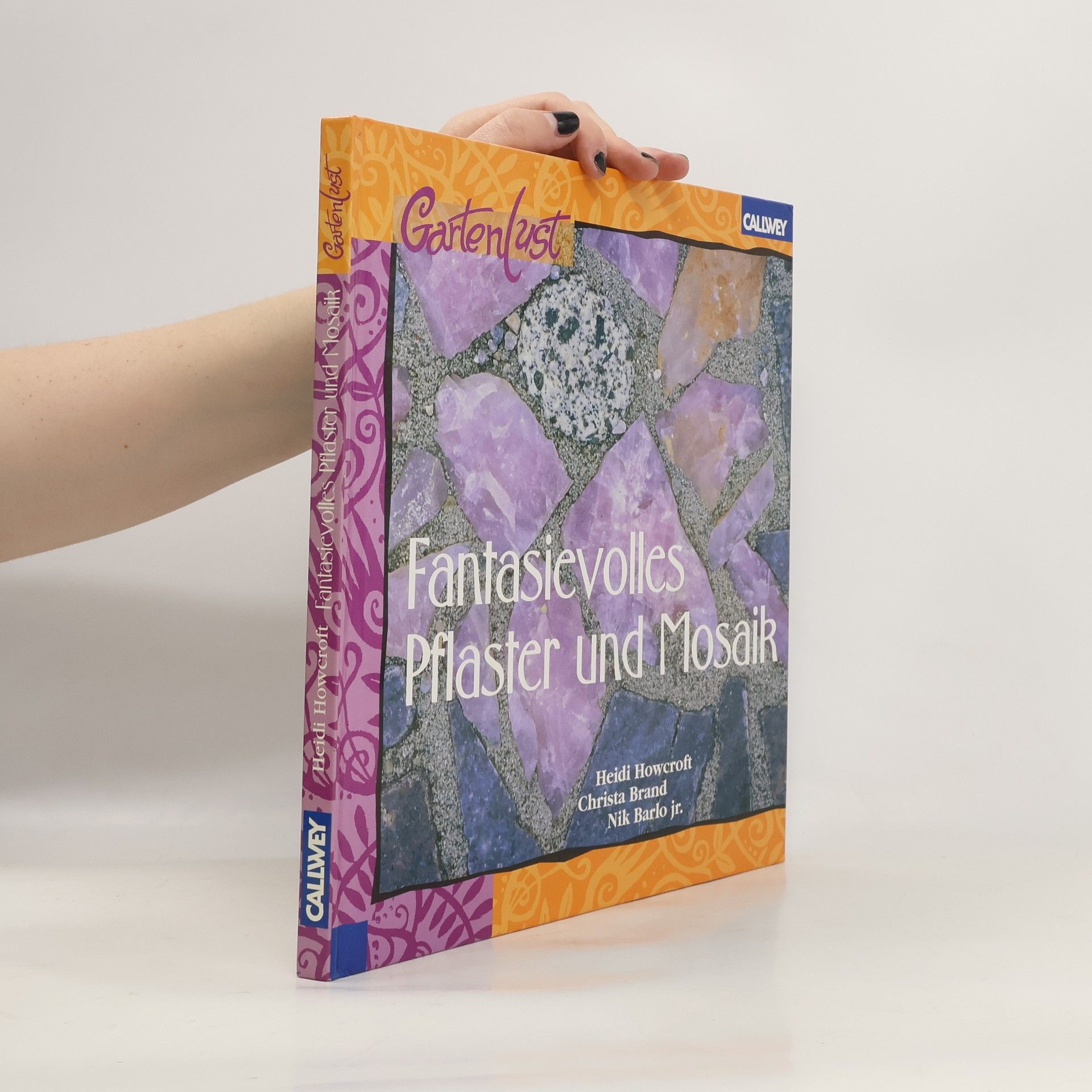 Heidi Howcroft Fantasievolles Pflaster und Mosaik