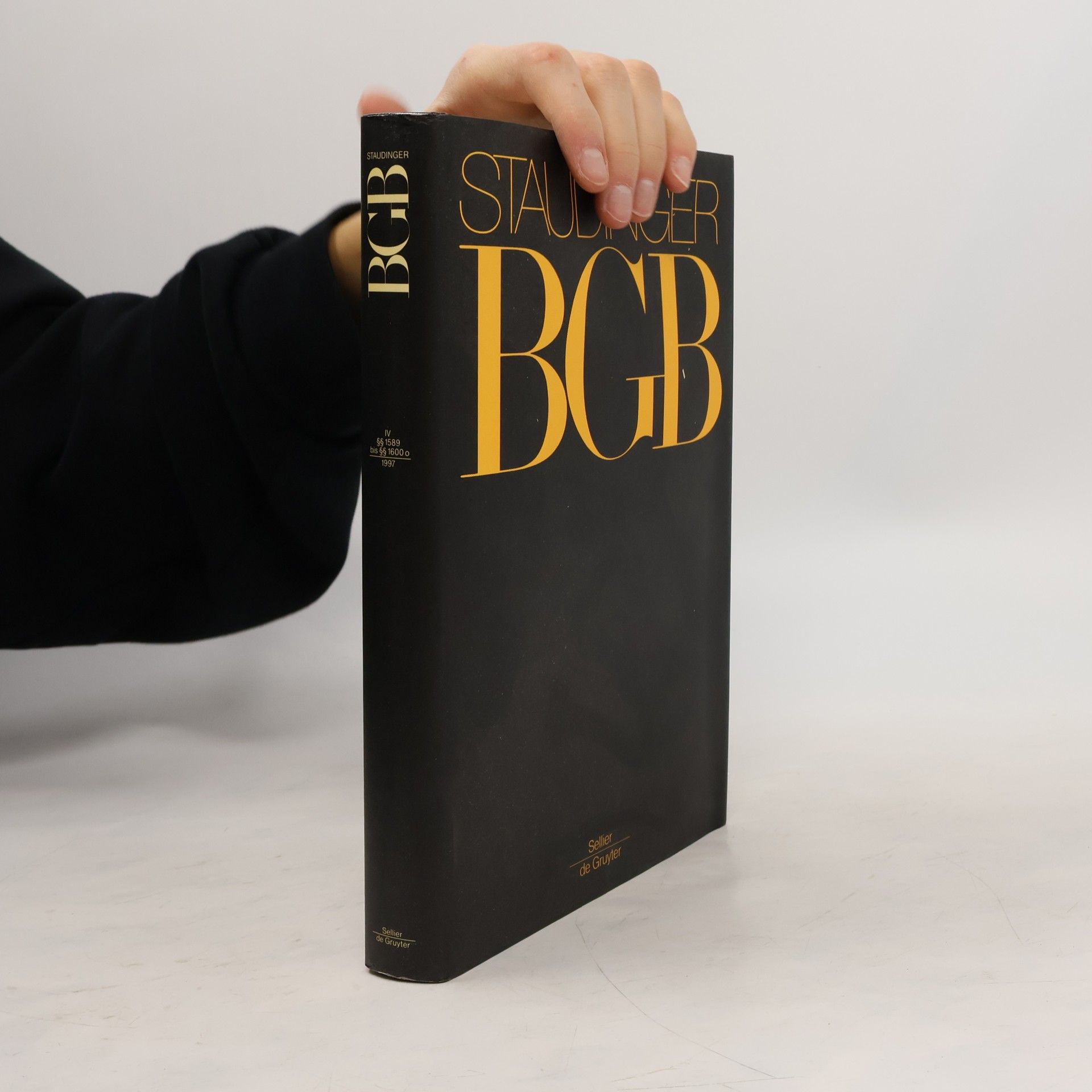 Thomas Rauscher J. von Staundingers Kommentar zum Bürgerlichen Gesetzbuch mit Einführungsgesetz und Nebengestzen IV. §§ 1589 bis §§ 1600 o