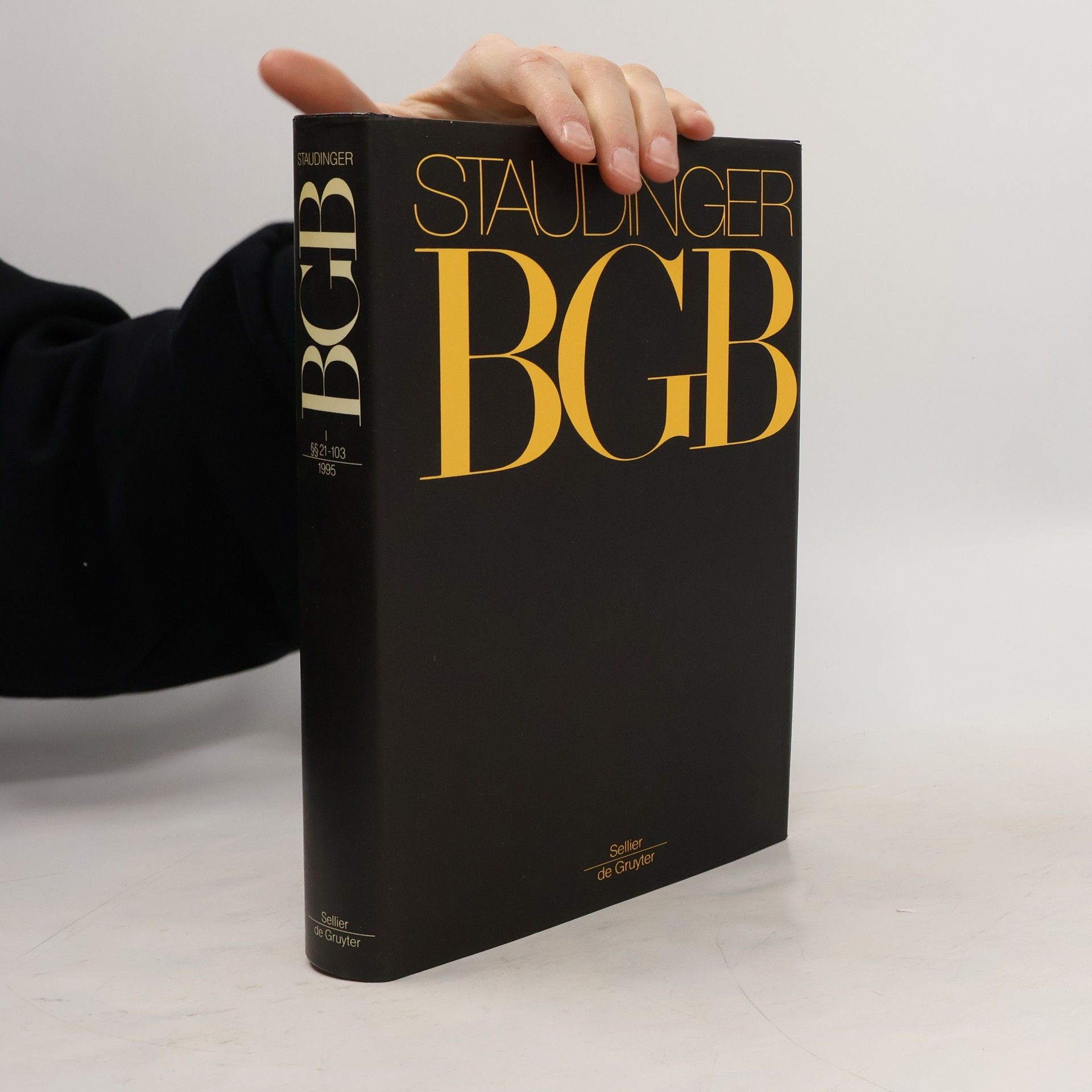 Julius von Staudinger J. von Staudingers Kommentar zum Bürgerlichen Gesetzbuch 1995