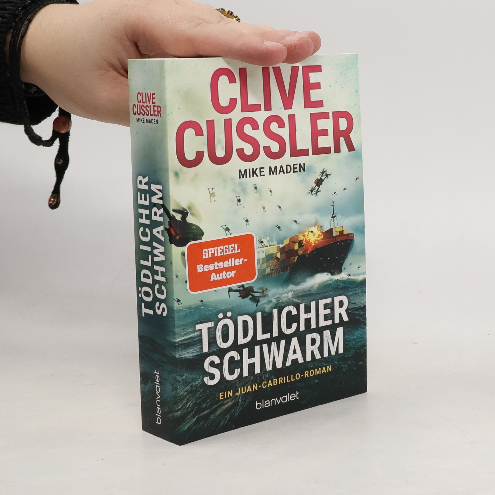 Clive Cussler Juan Cabrillo: Tödlicher Schwarm