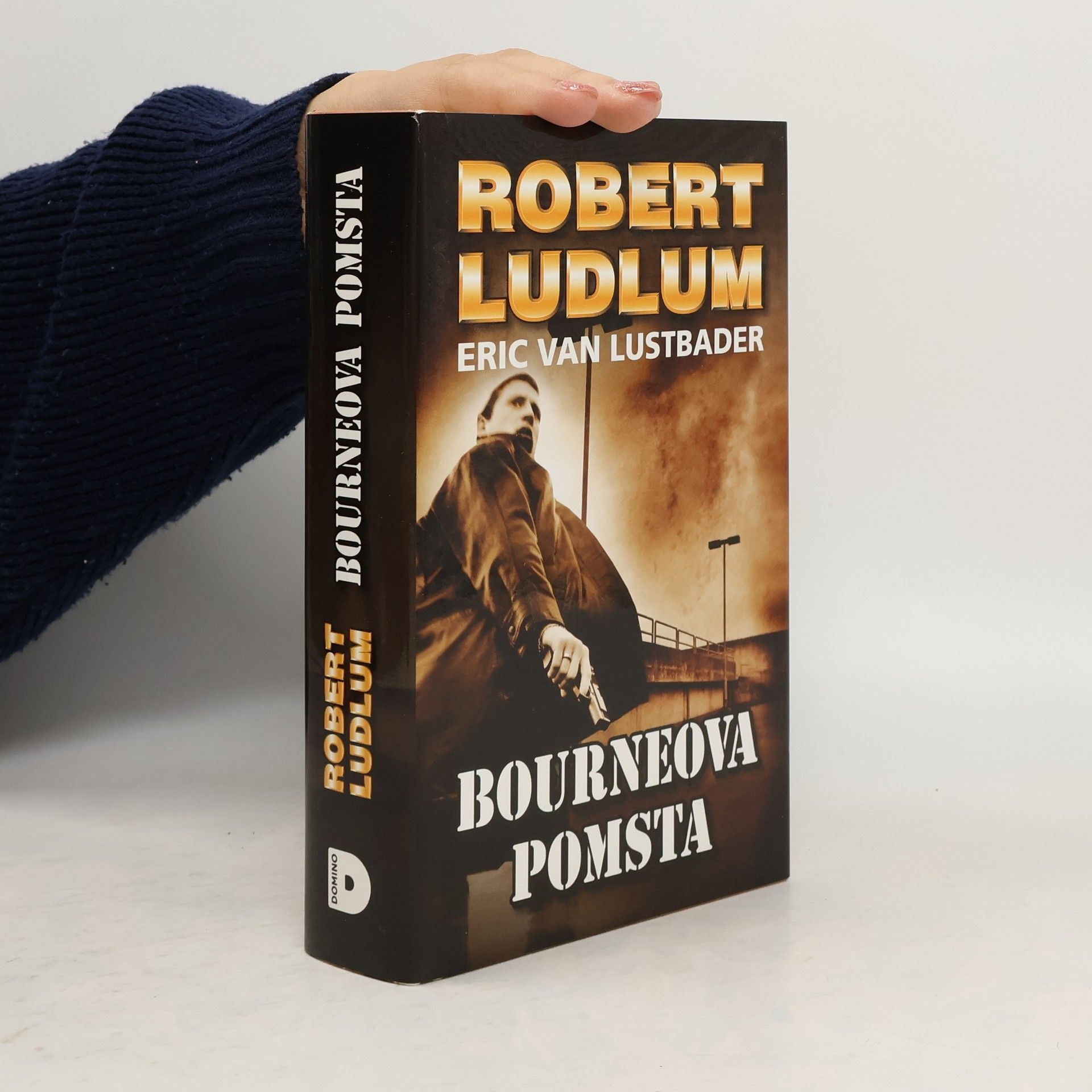 Robert Ludlum Bourneova pomsta