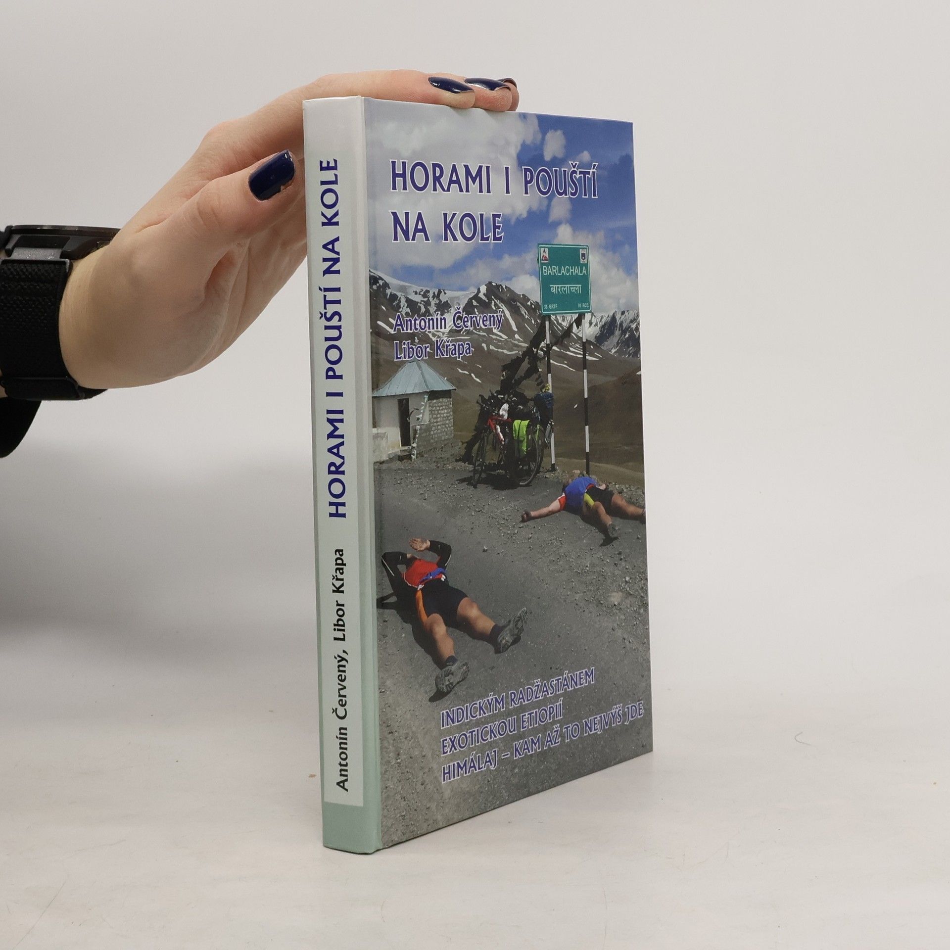 Antonín Červený Horami i pouští na kole