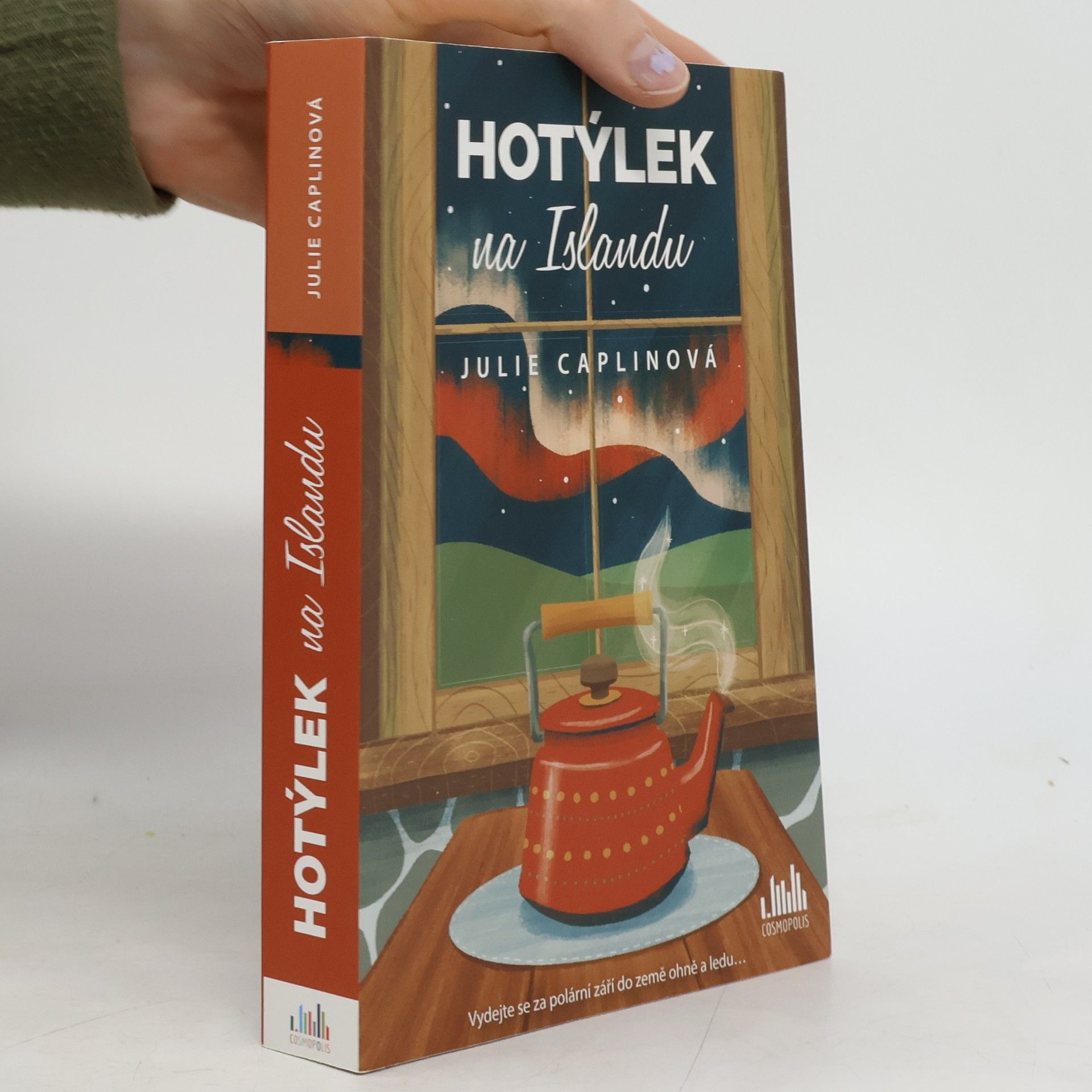 Julie Caplinová Hotýlek na Islandu