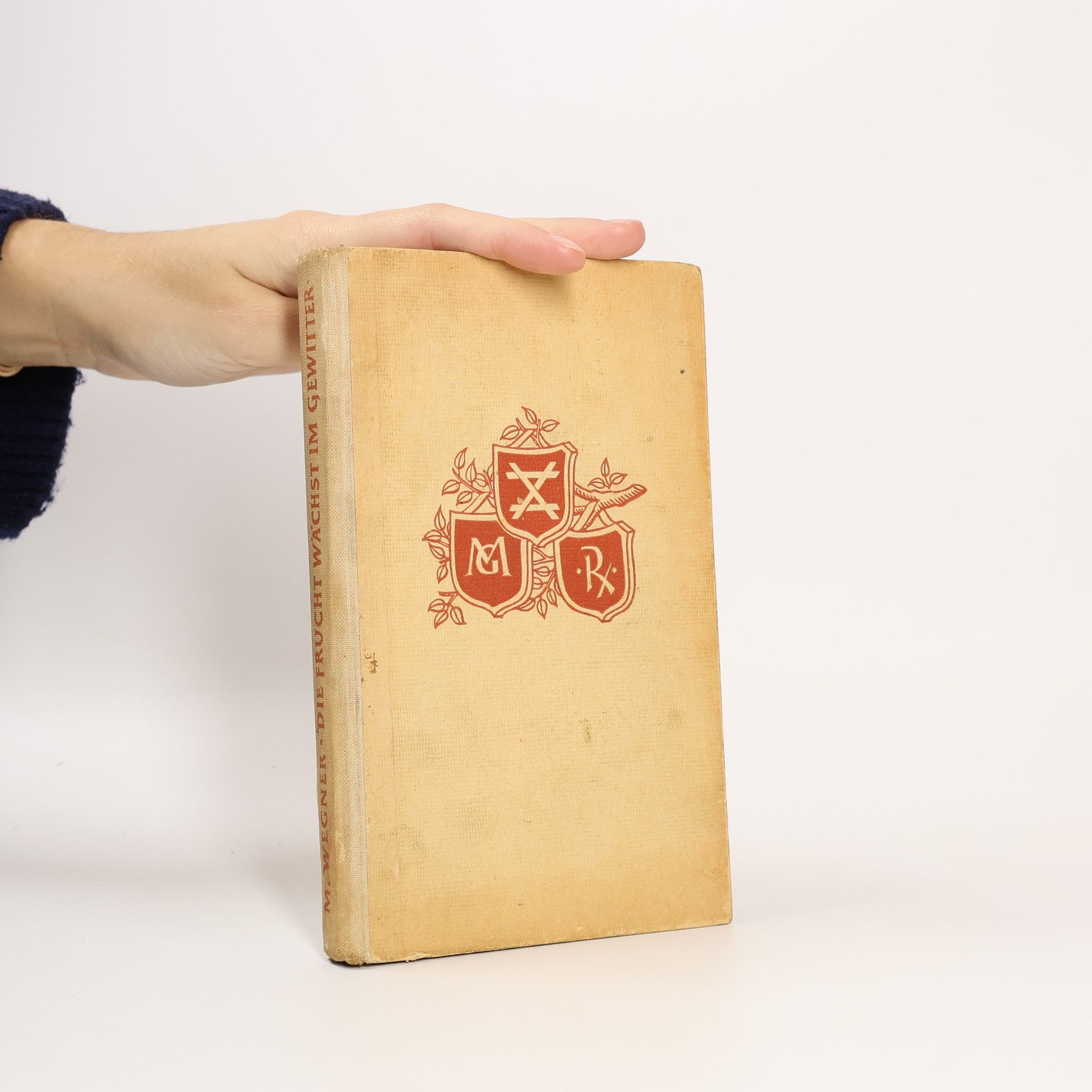 Die Frucht wächst im Gewitter