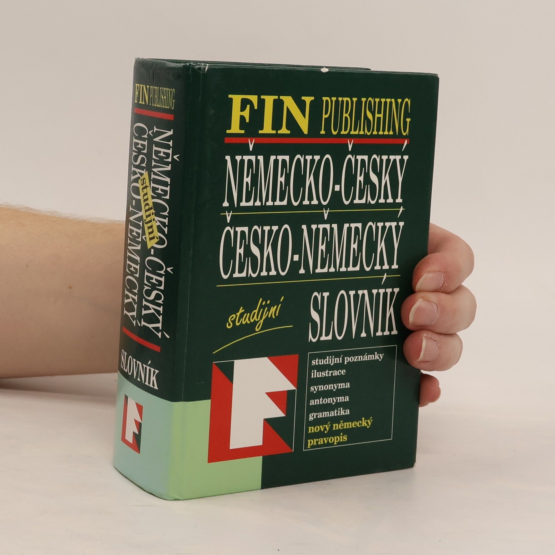 Kolektiv autorů Německo-český, česko-německý studijní slovník