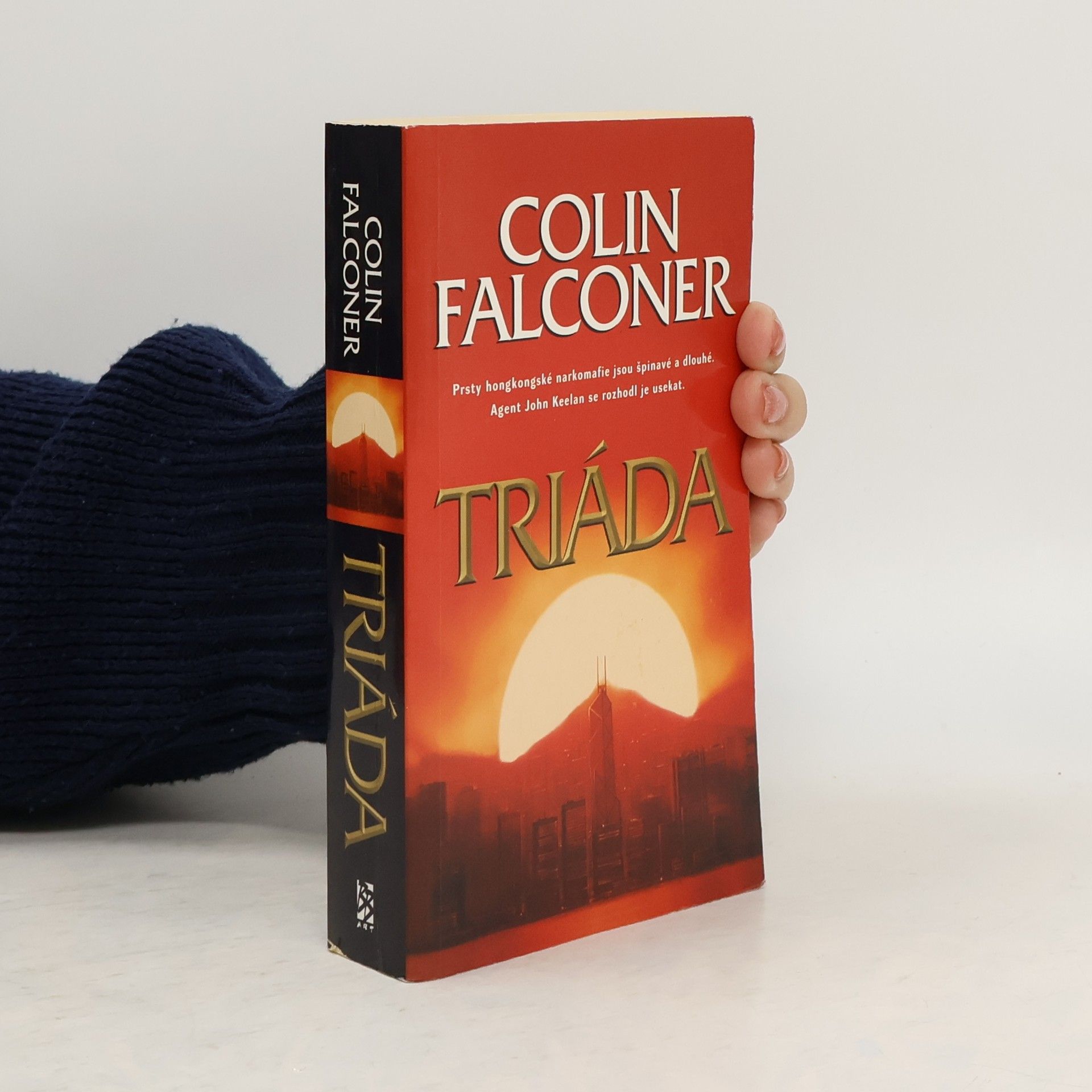 Colin Falconer Triáda