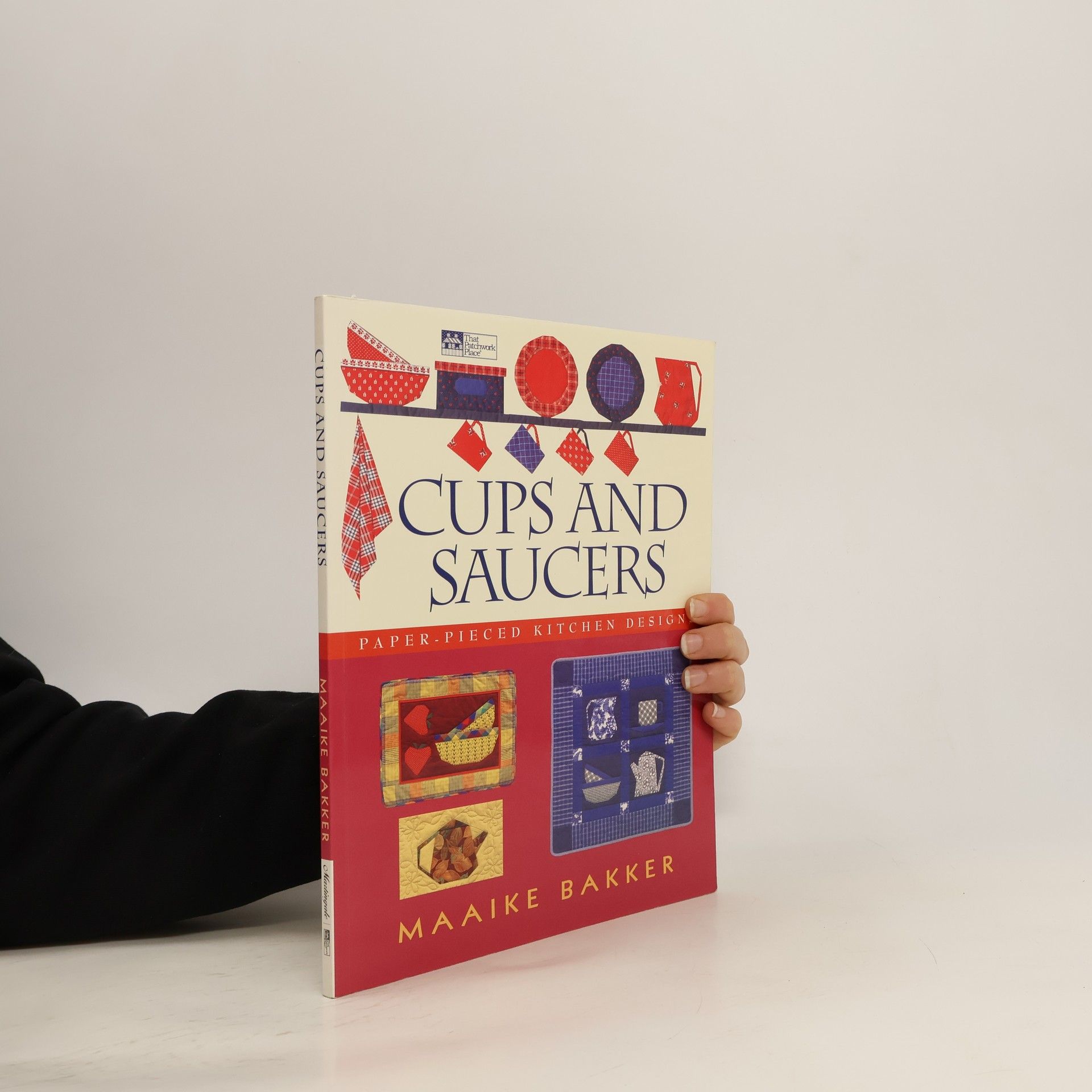 Maaike Bakker Cups and Saucers