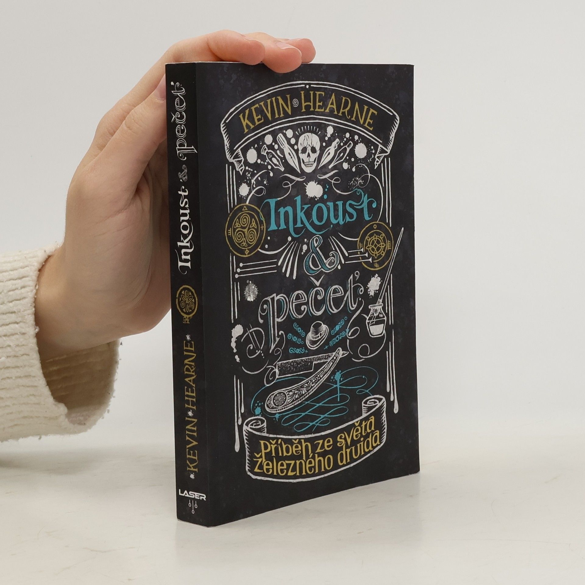 Kevin Hearne Inkoust & pečeť
