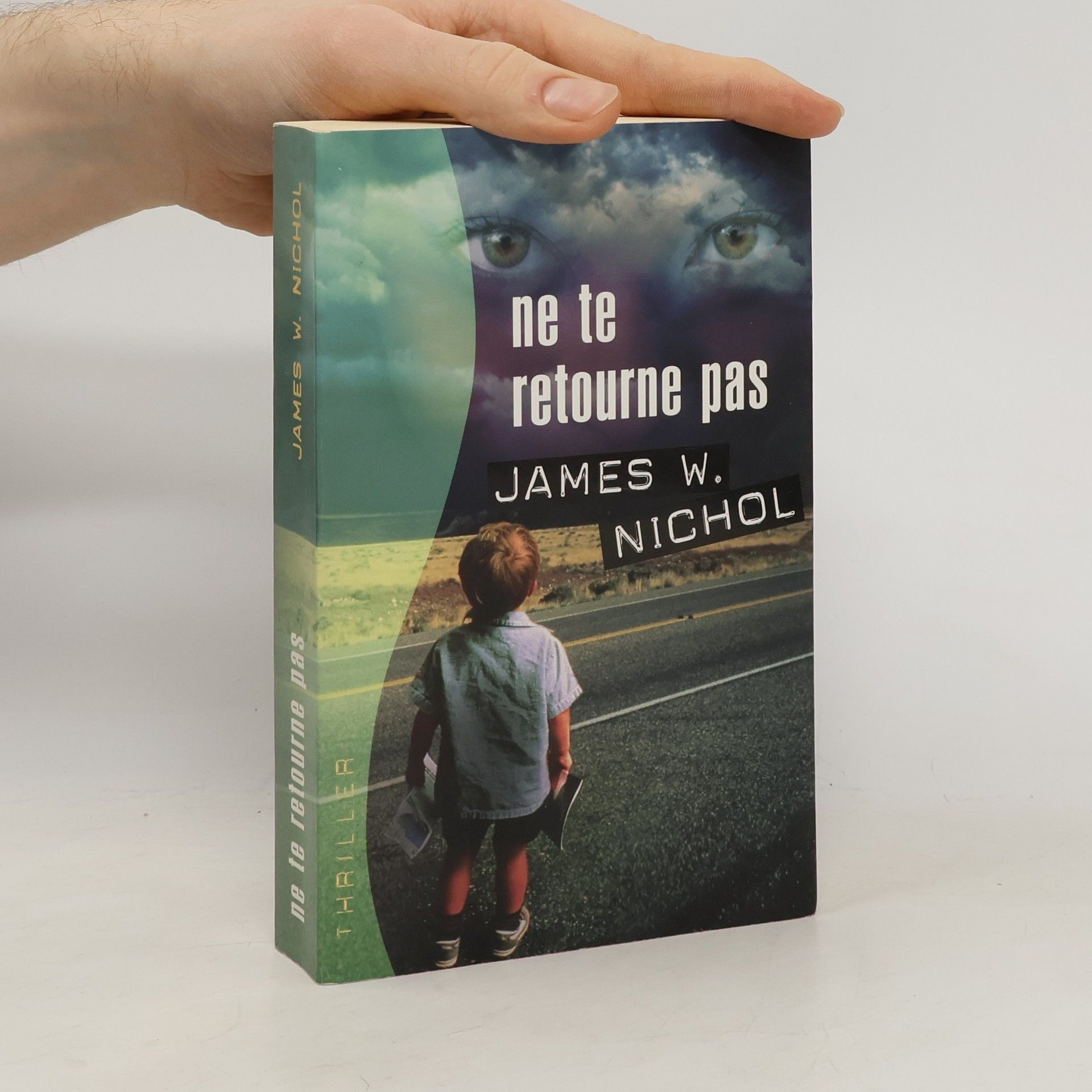 James W. Nichol Ne te retourne pas