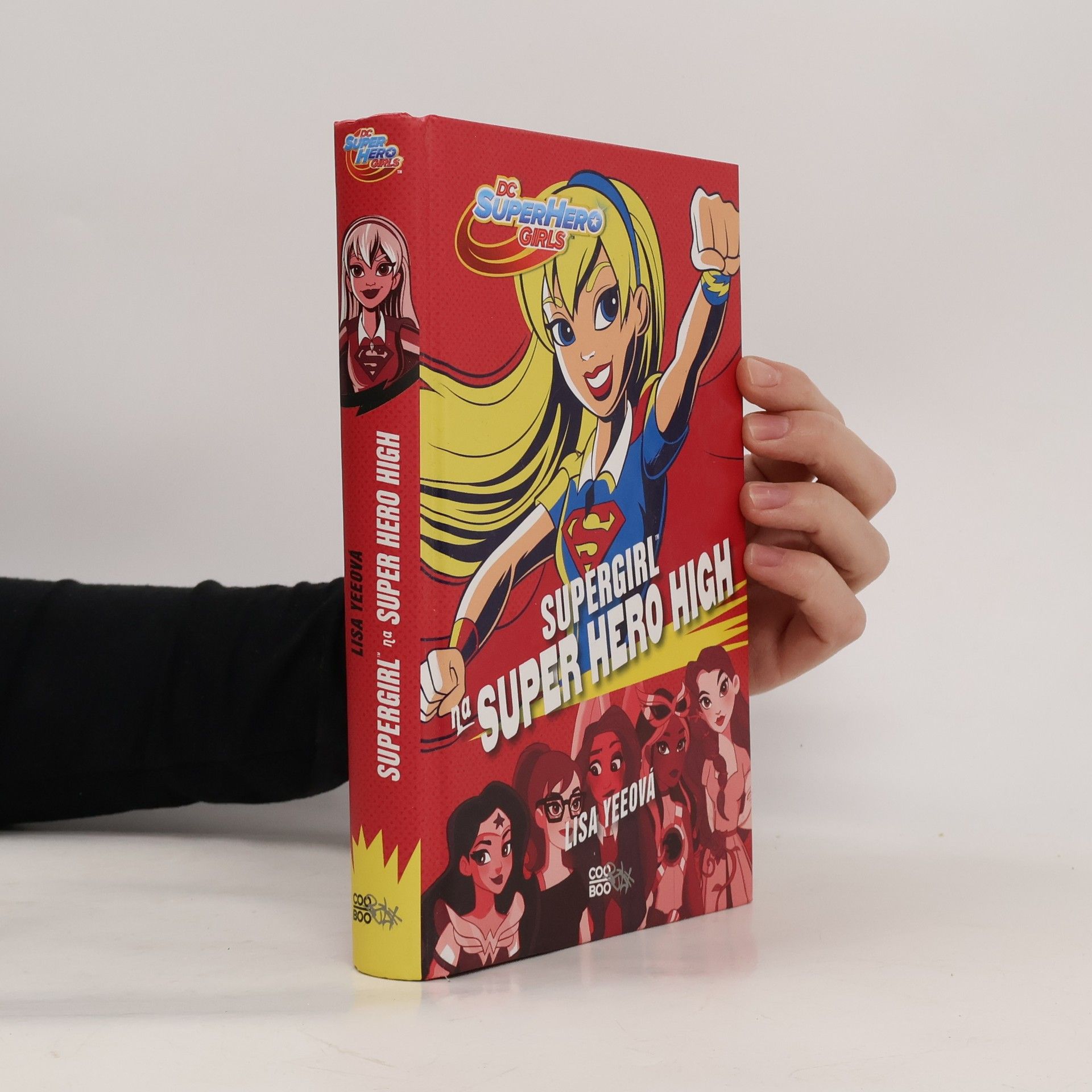 Lisa Yee Supergirl na Super Hero High