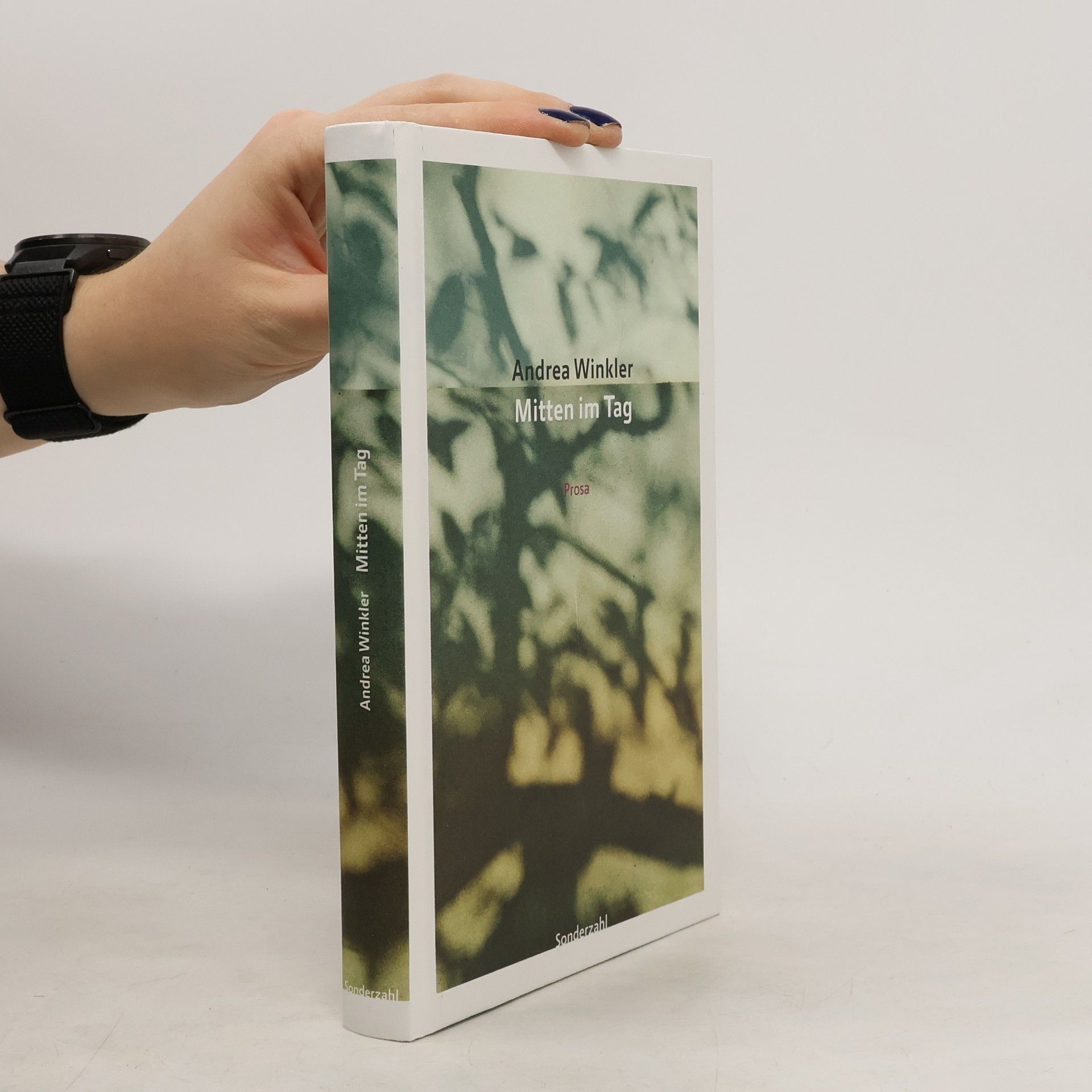 Andrea Winkler Mitten im Tag