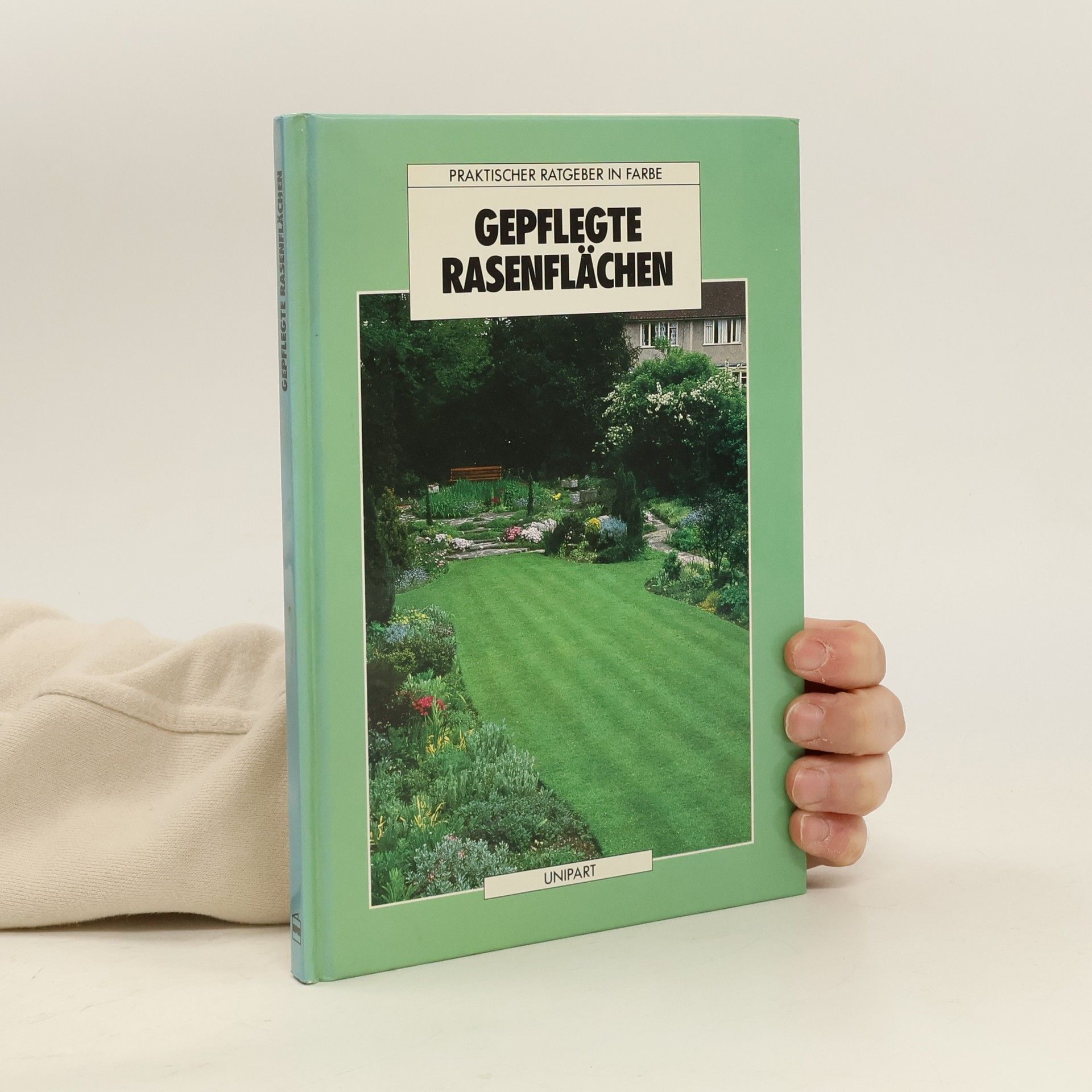 Gepflegte Rasenflächen