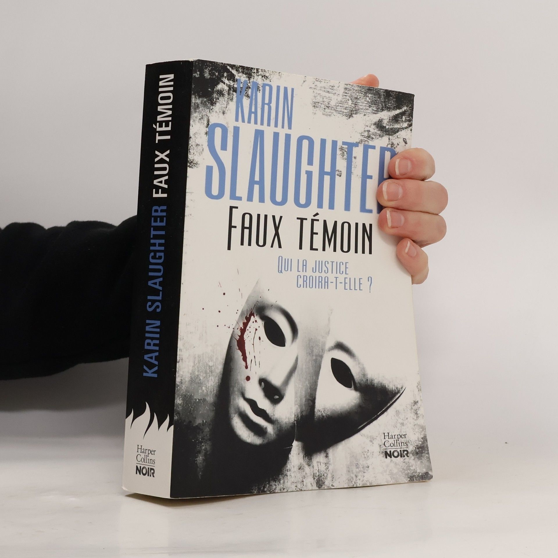 Karin Slaughter Faux témoin