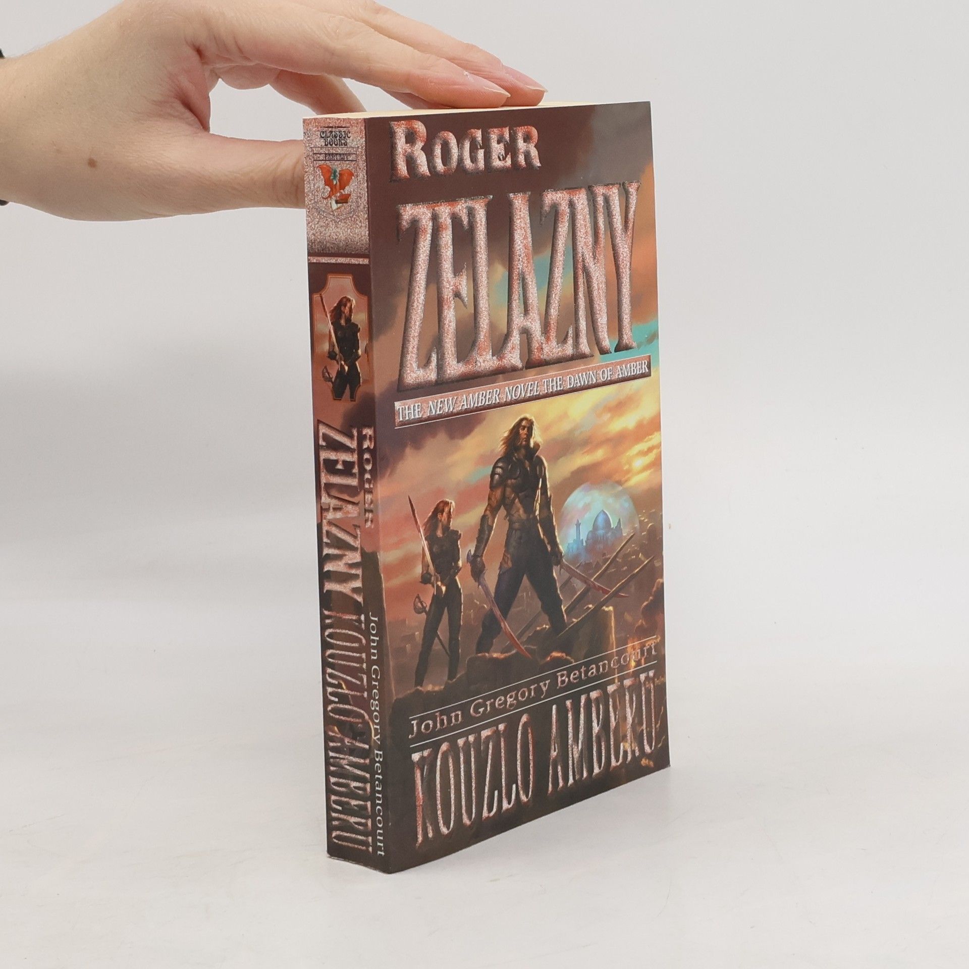 John Betancourt Kouzlo Amberu