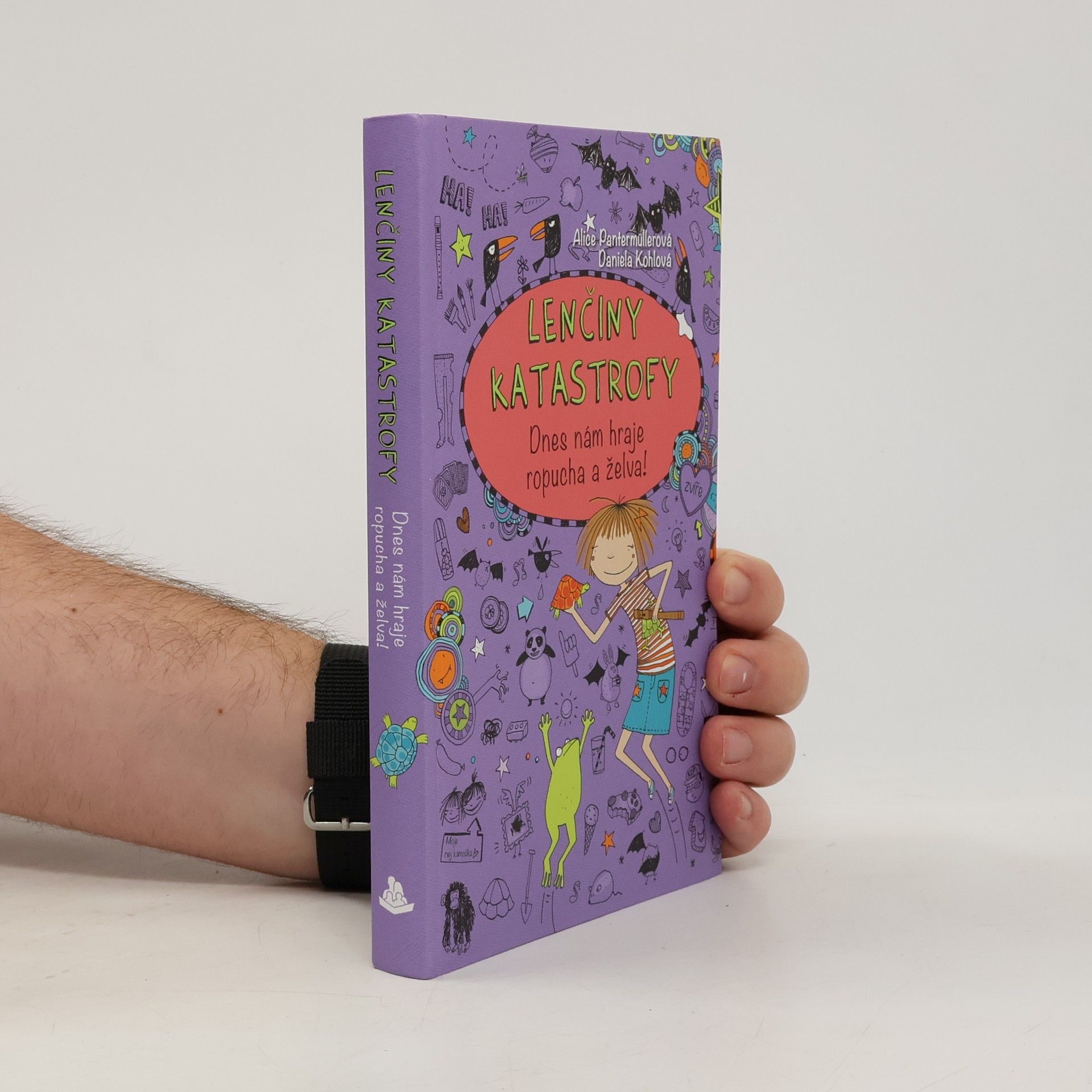 Lenčiny katastrofy. Dnes nám hraje ropucha a želva!