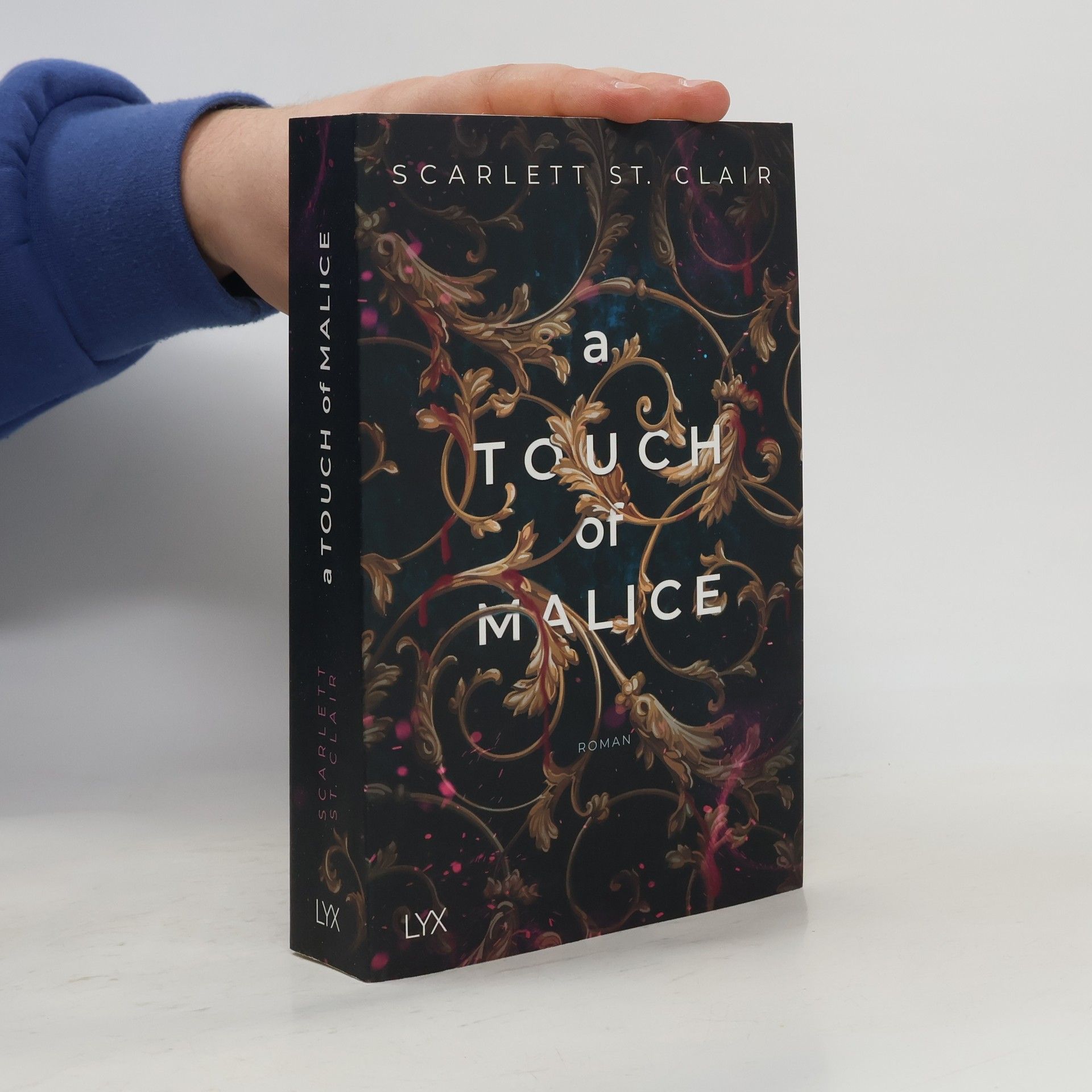 Scarlett St. Clair A touch of malice