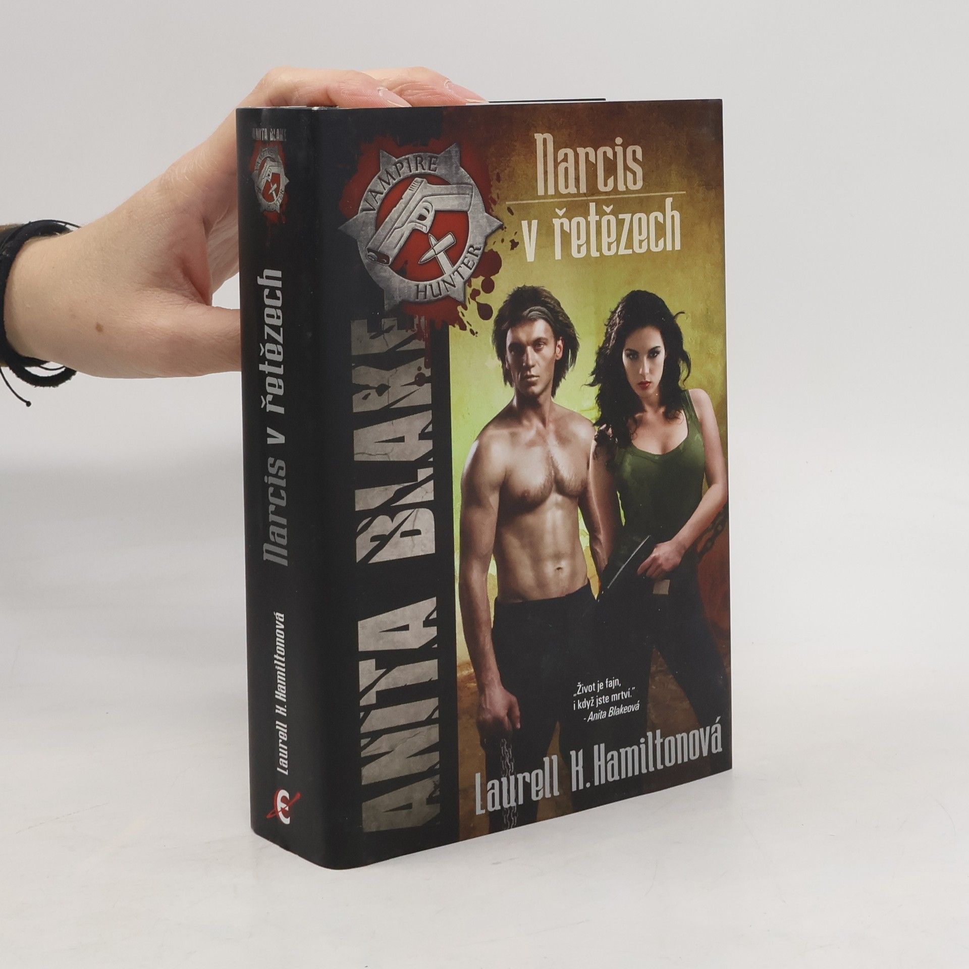 Laurell Kaye Hamilton Narcis v řetězech