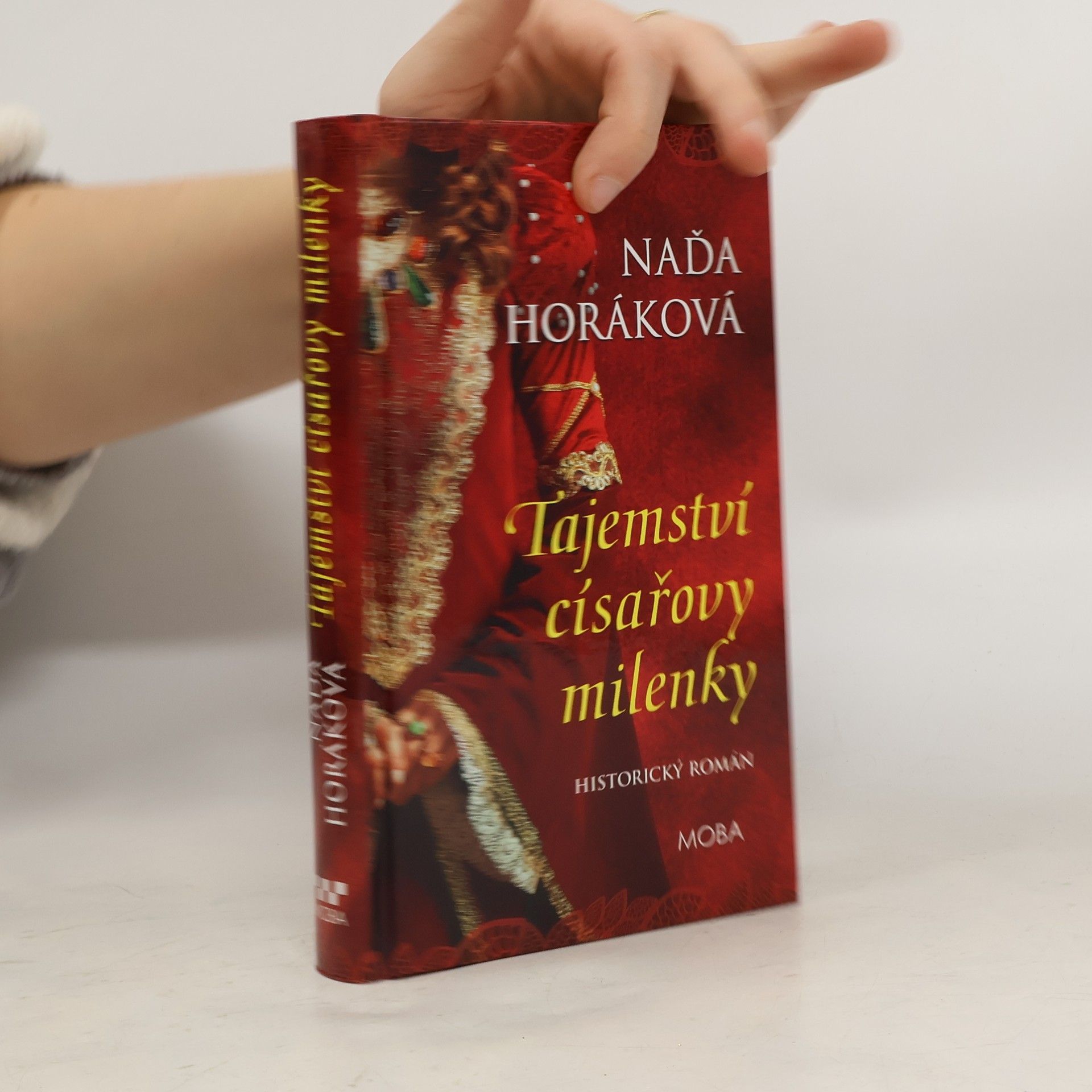 Tajemství císařovy milenky