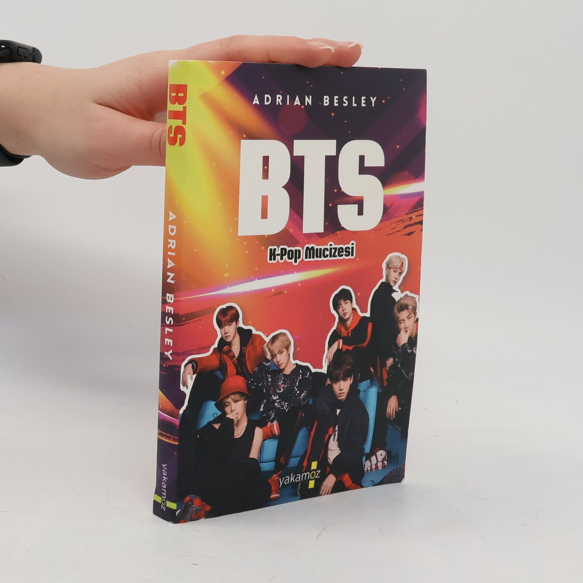 Adrian Besley BTS - K-Pop Mucizesi