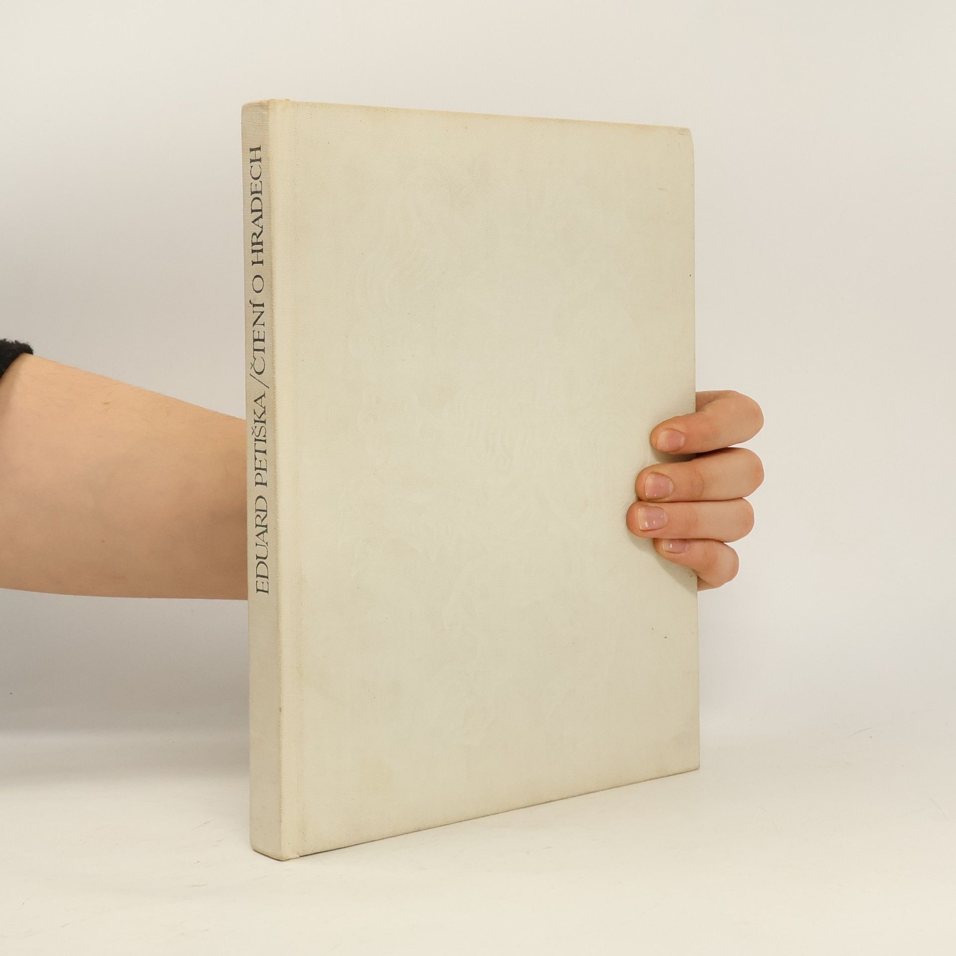 Eduard Petiška Čtení o hradech