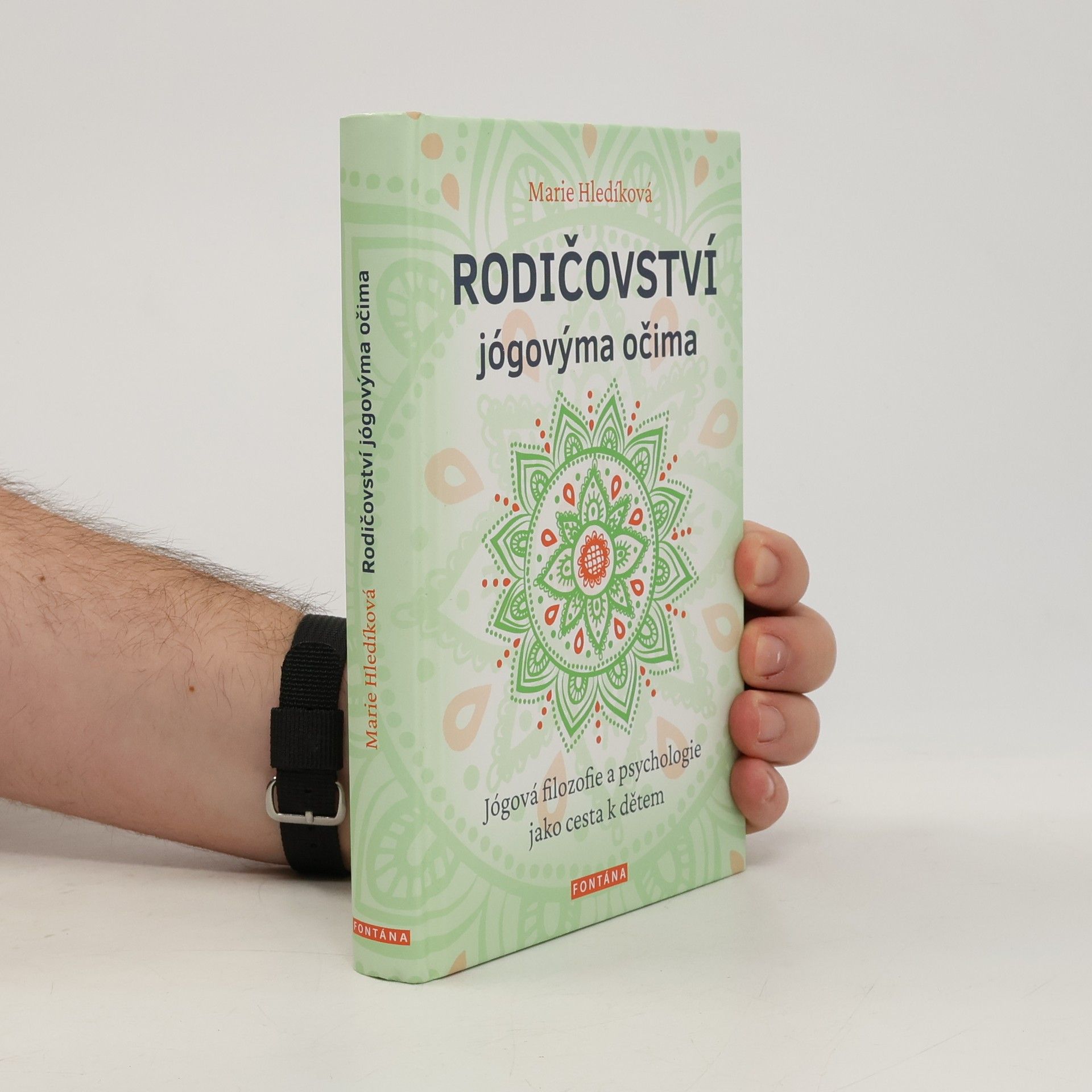 Rodičovství jógovýma očima: Jógová filozofie a psychologie jako cesta k dětem