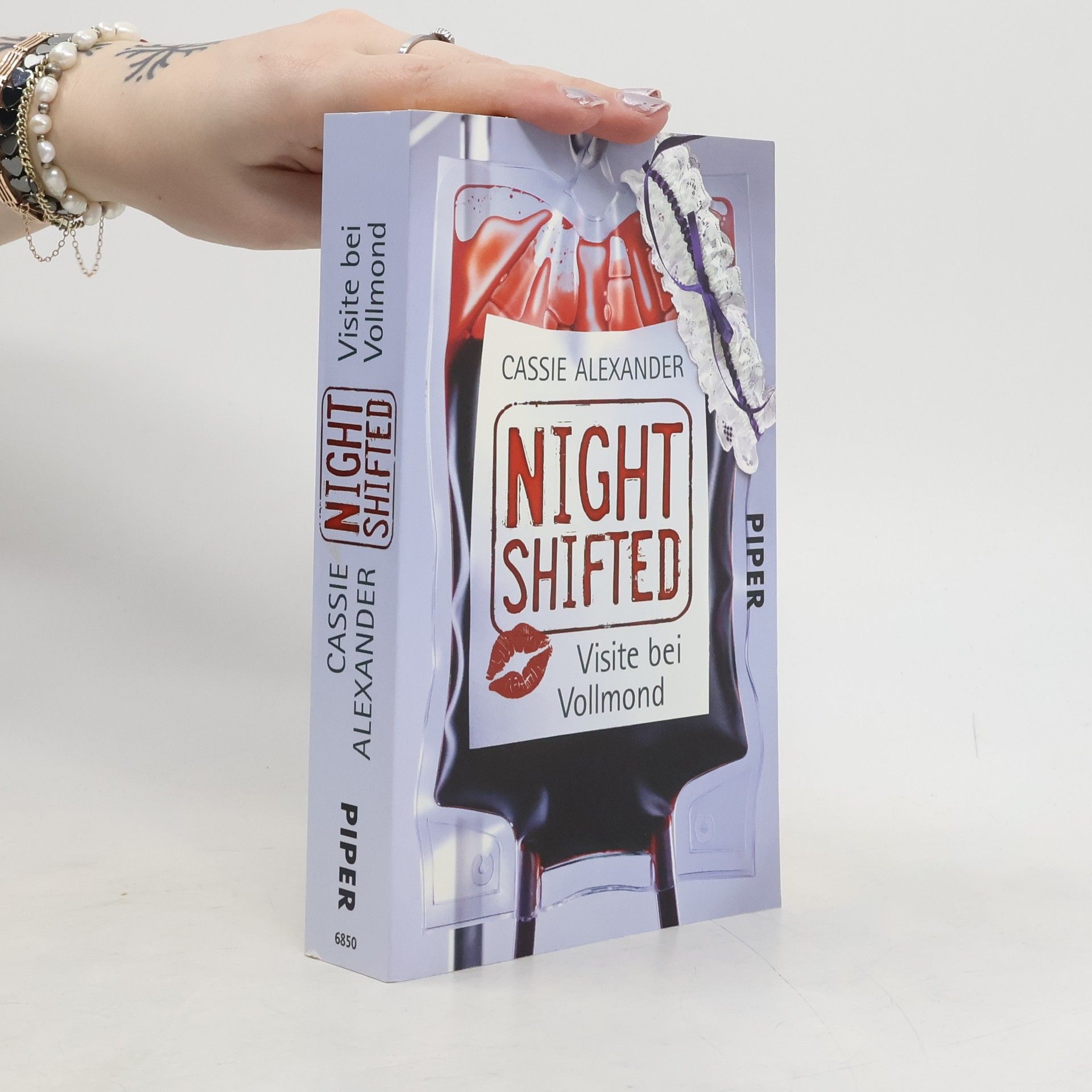 Cassie Alexander Nightshifted