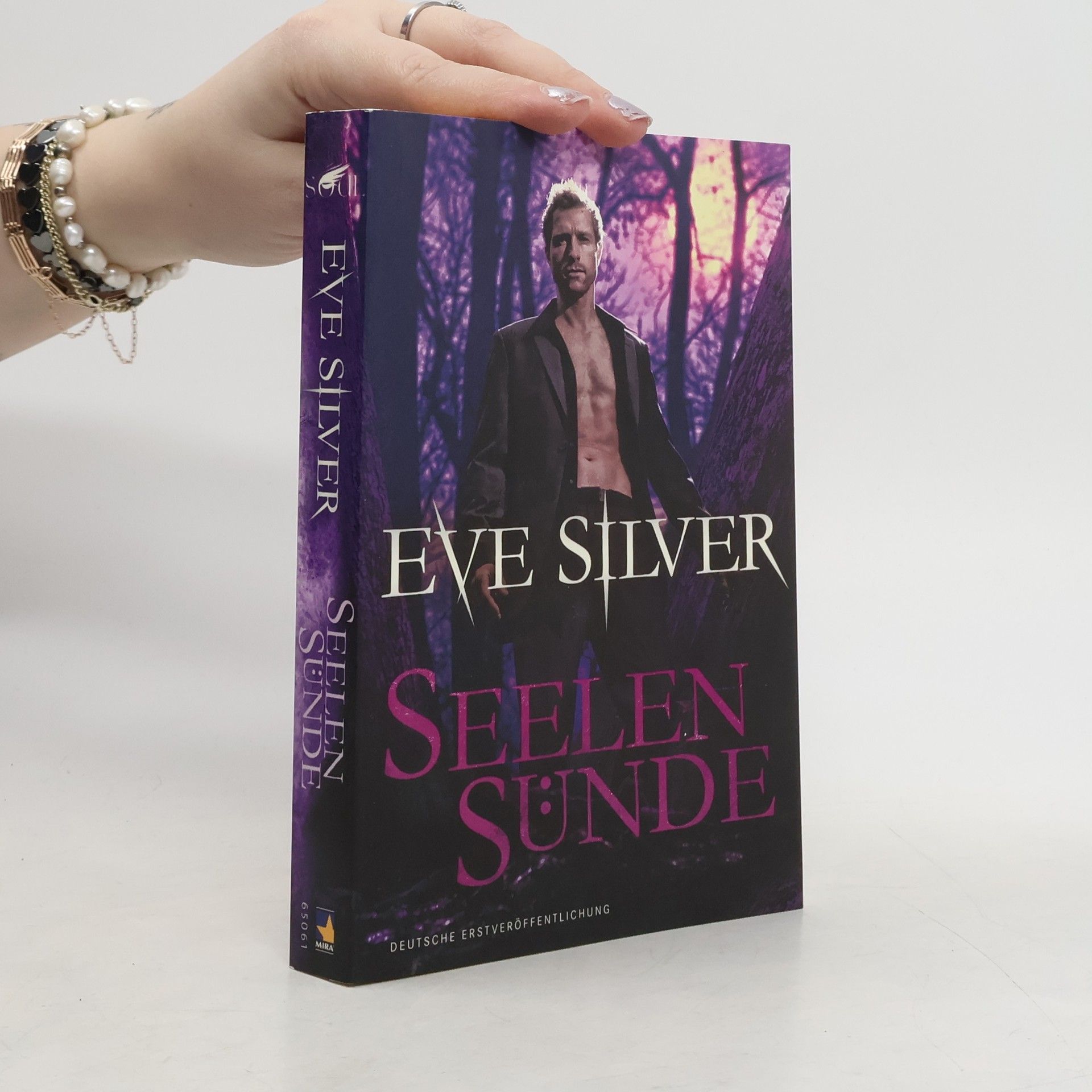 Eve Kenin Seelensünde