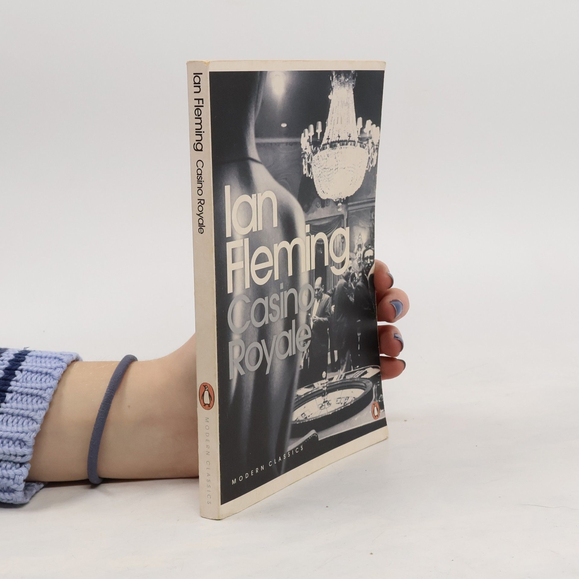 Ian Fleming Modern Classics: Casino Royale