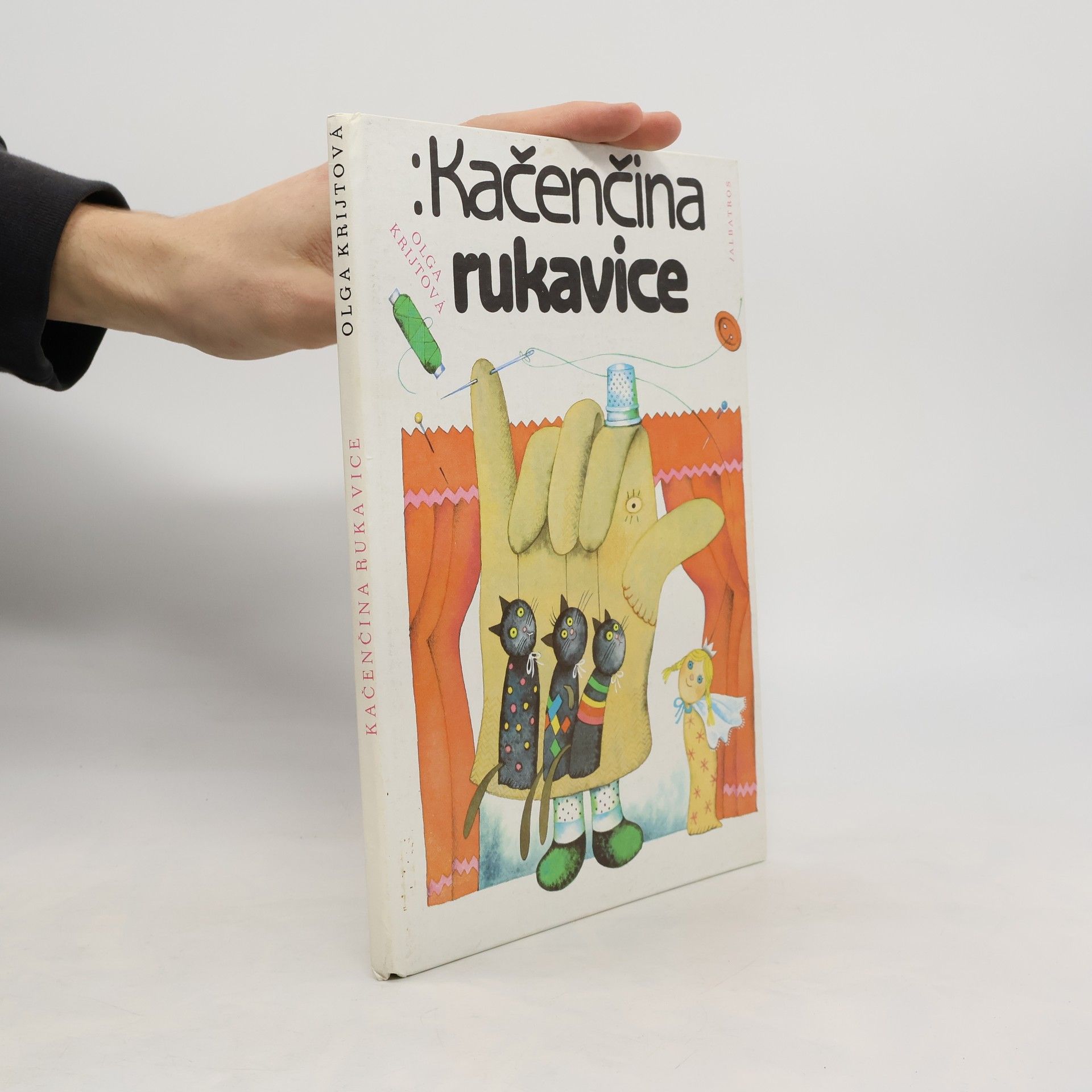 Olga Krijtová Kačenčina rukavice