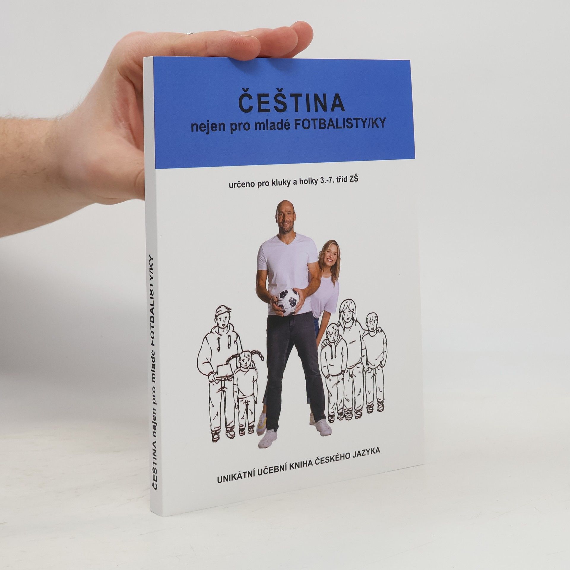 Čeština nejen pro mladé fotbalisty/ky: Unikátní učební kniha českého jazyka