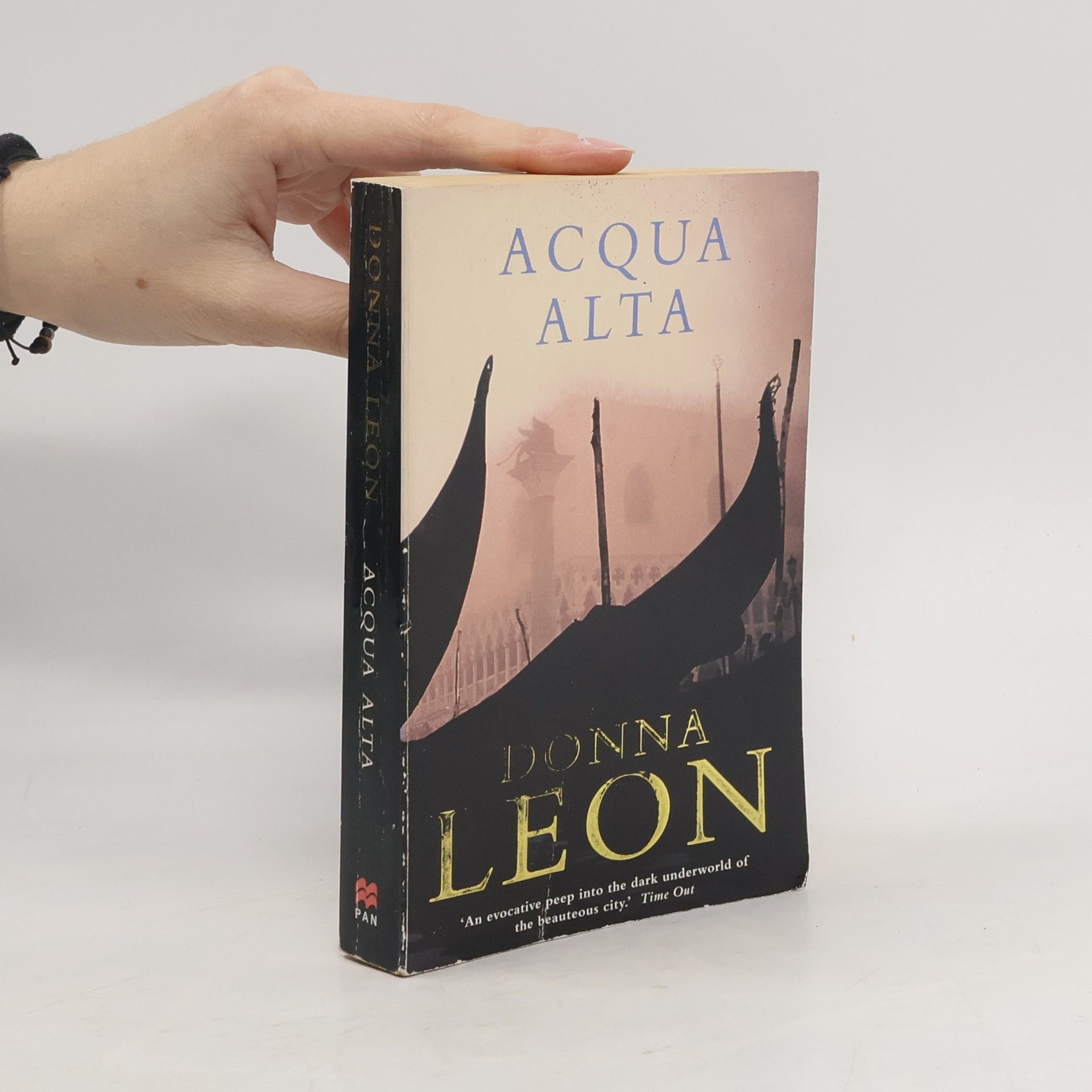 Donna Leon Acqua Alta
