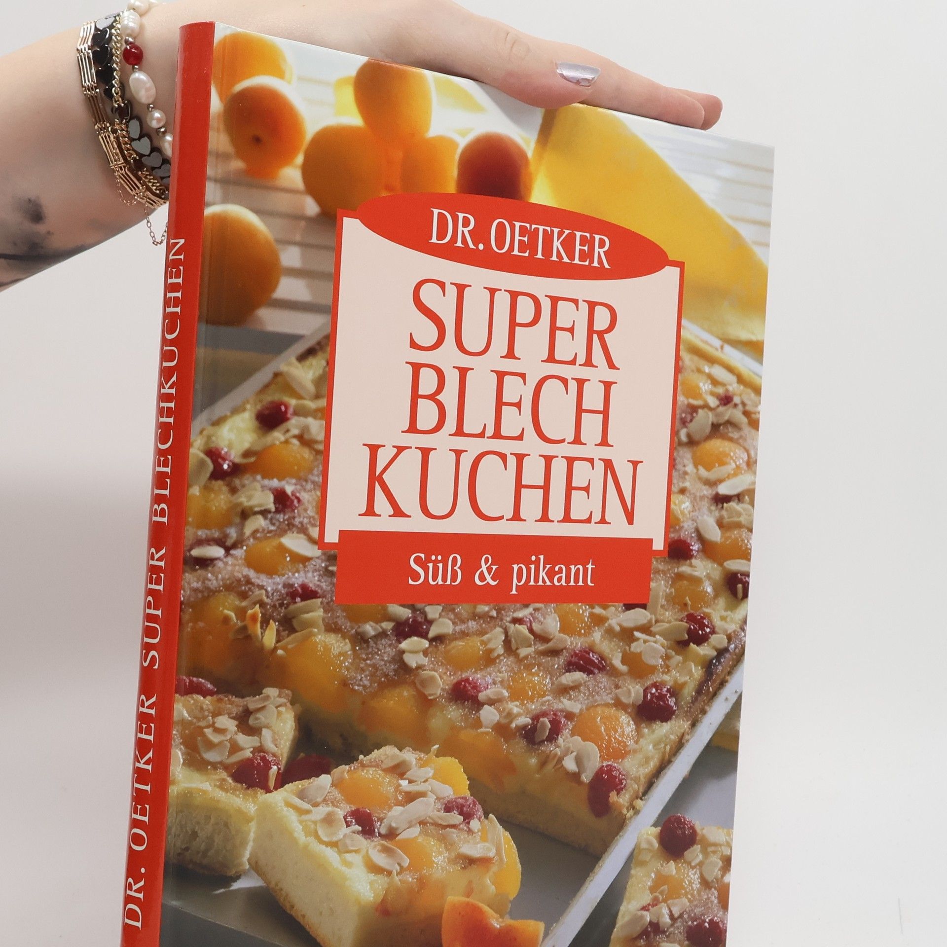 Jasmin Gromzik Dr. Oetker Super-Blechkuchen