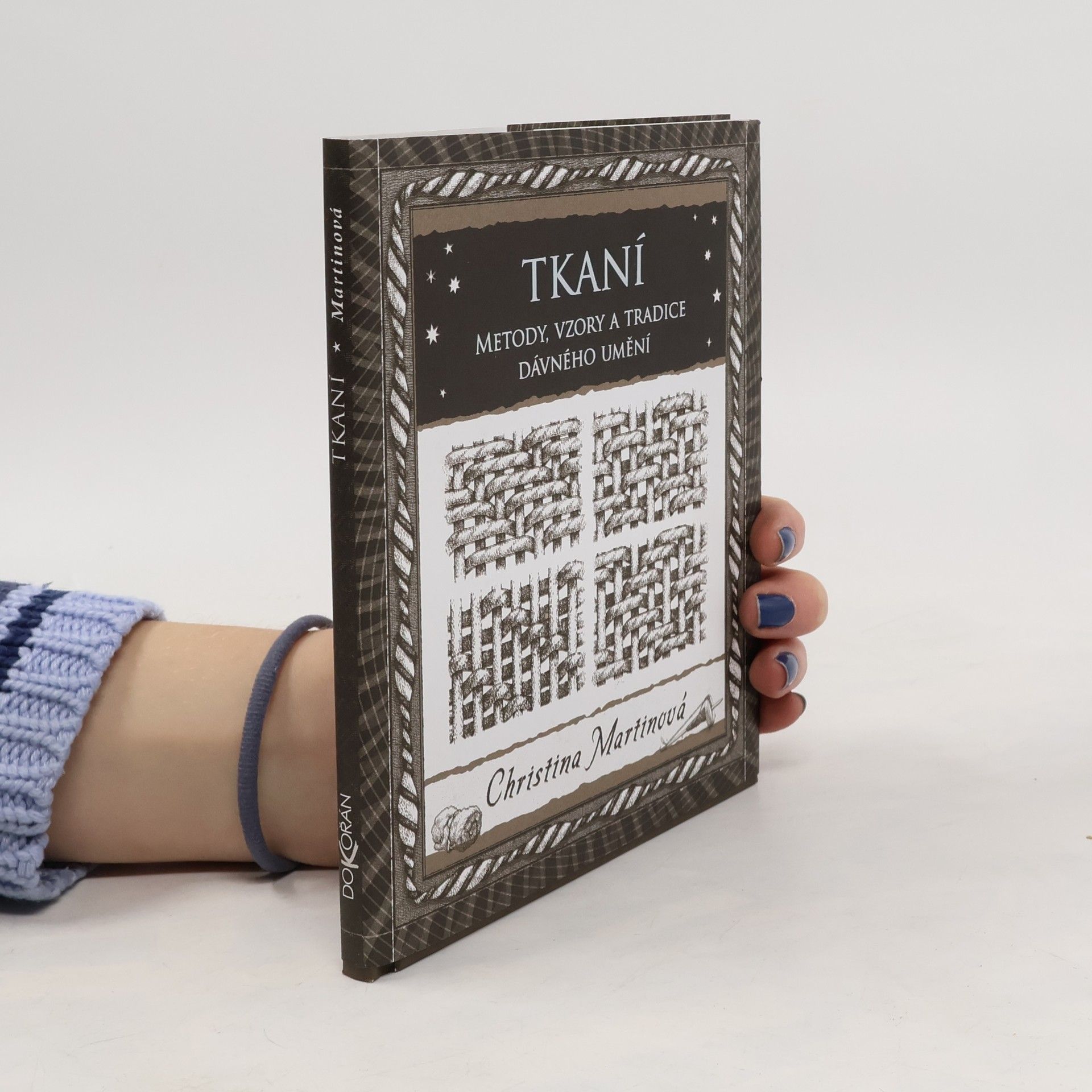 Tkaní: Metody, vzory a tradice dávného umění