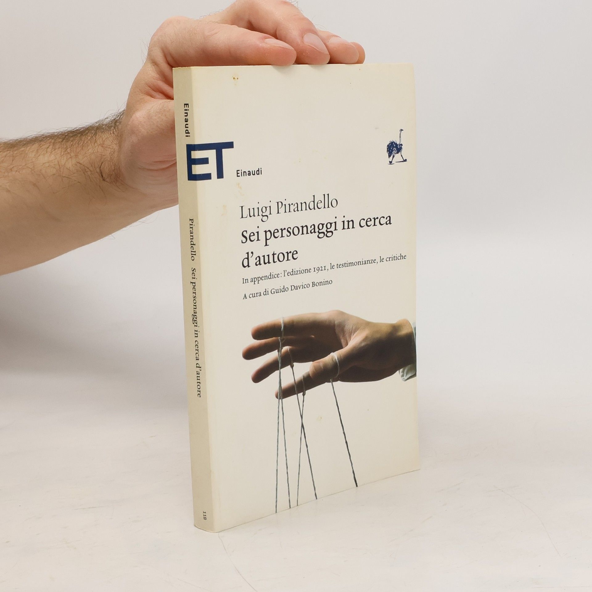 Luigi Pirandello Sei personaggi in cerca d'autore