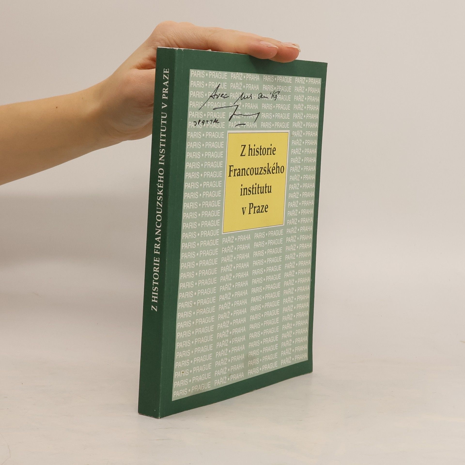 Kolektív autorov Z historie Francouzského institutu v Praze