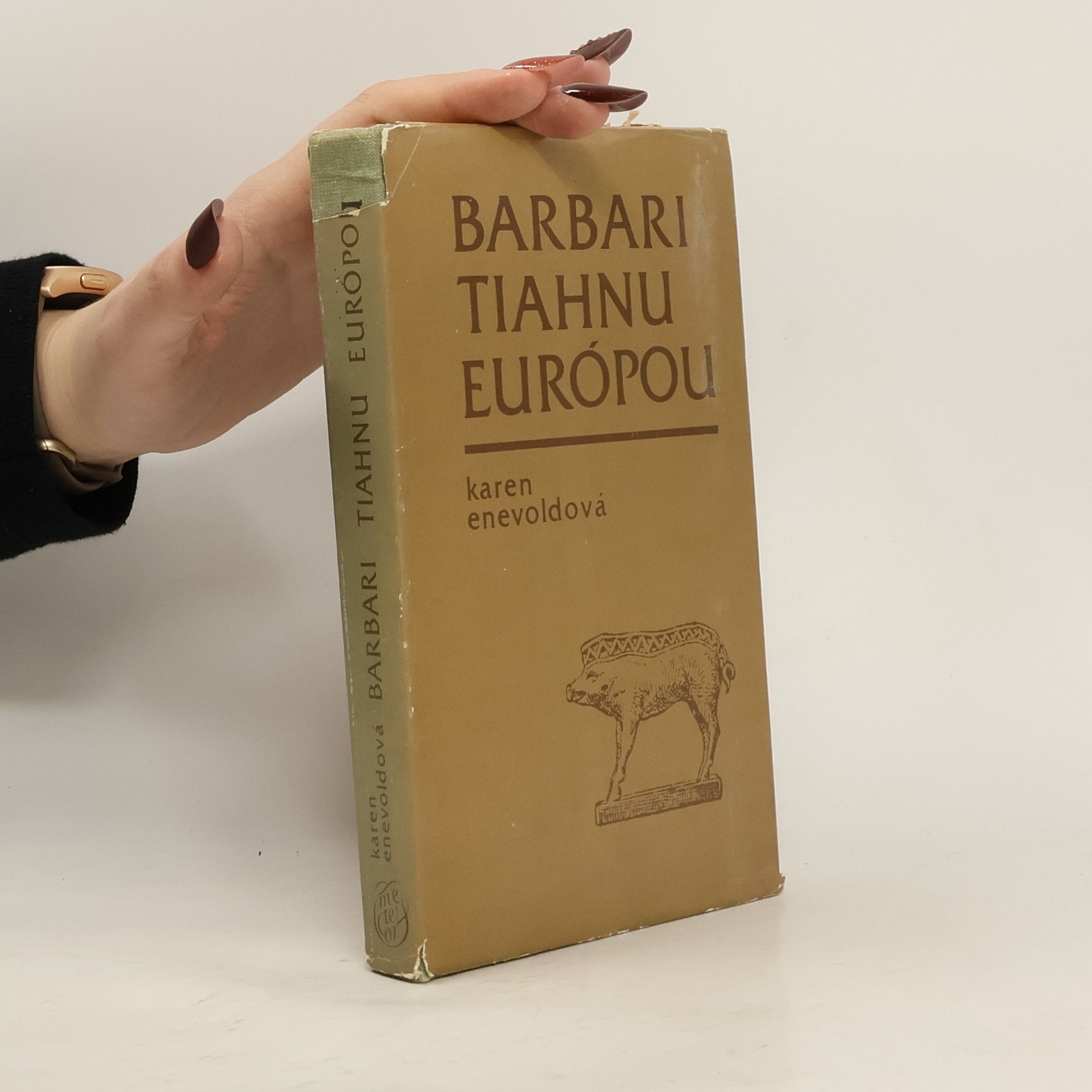 Karen Enevold Barbari tiahnu Európou