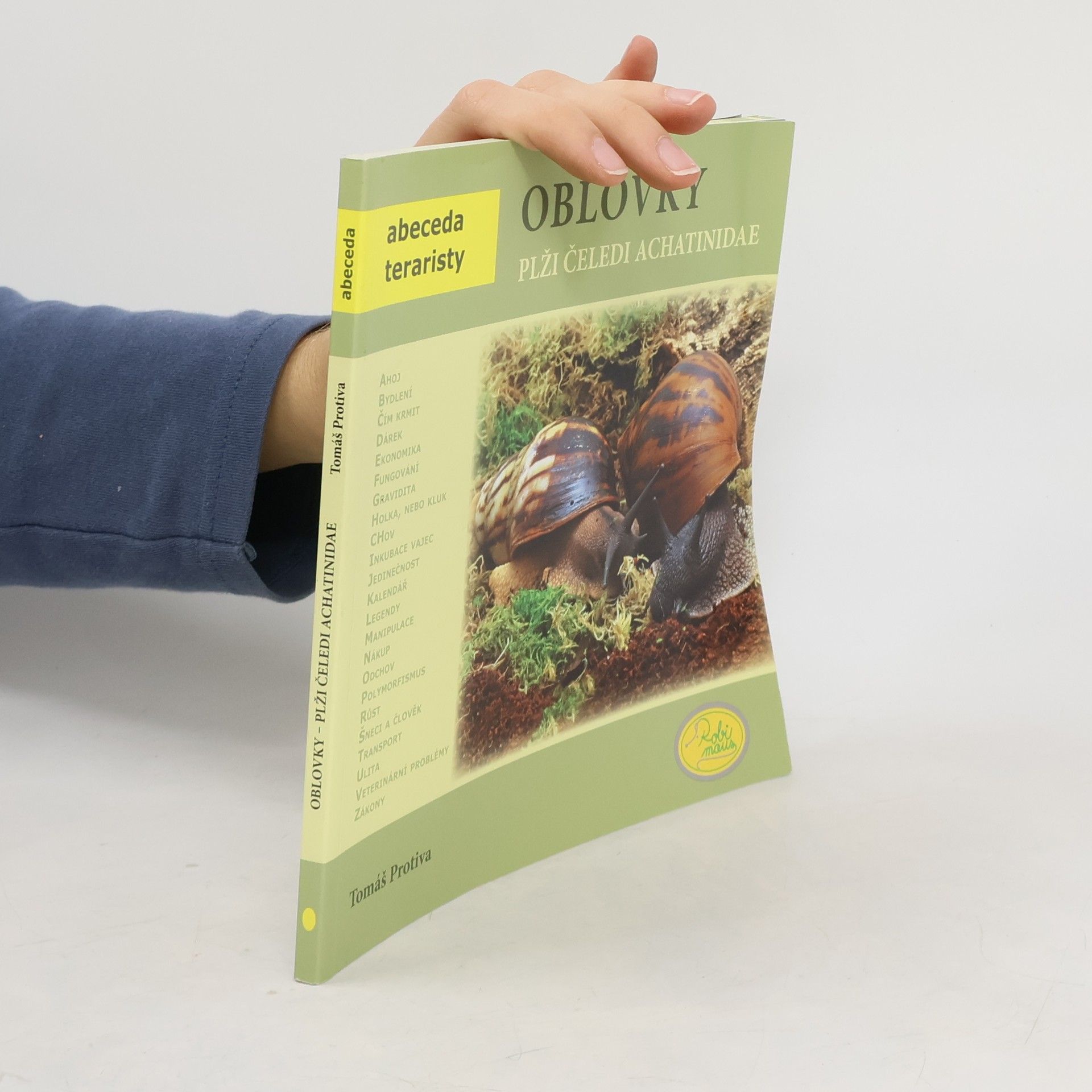 Tomáš Protiva Oblovky: Plži čeledi Achatinidae