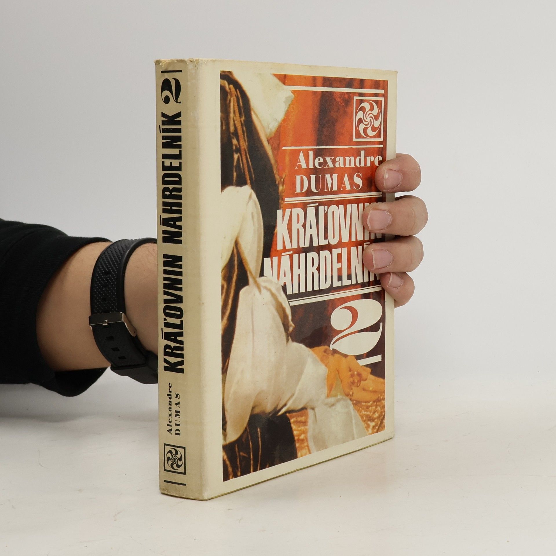 Královnin náhrdelník 2