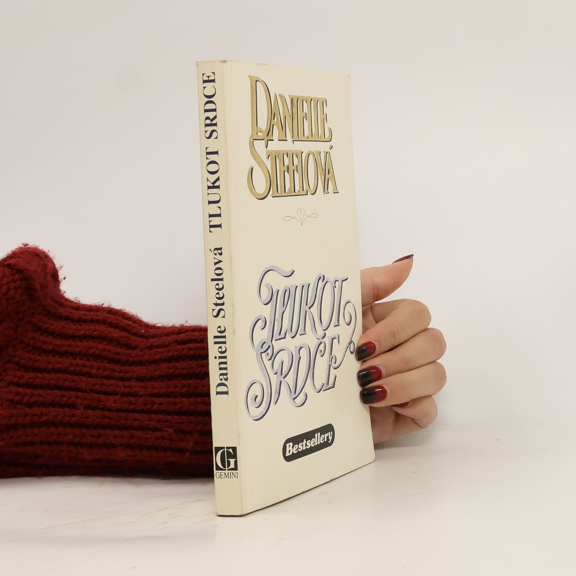 Danielle Steel Tlukot srdce