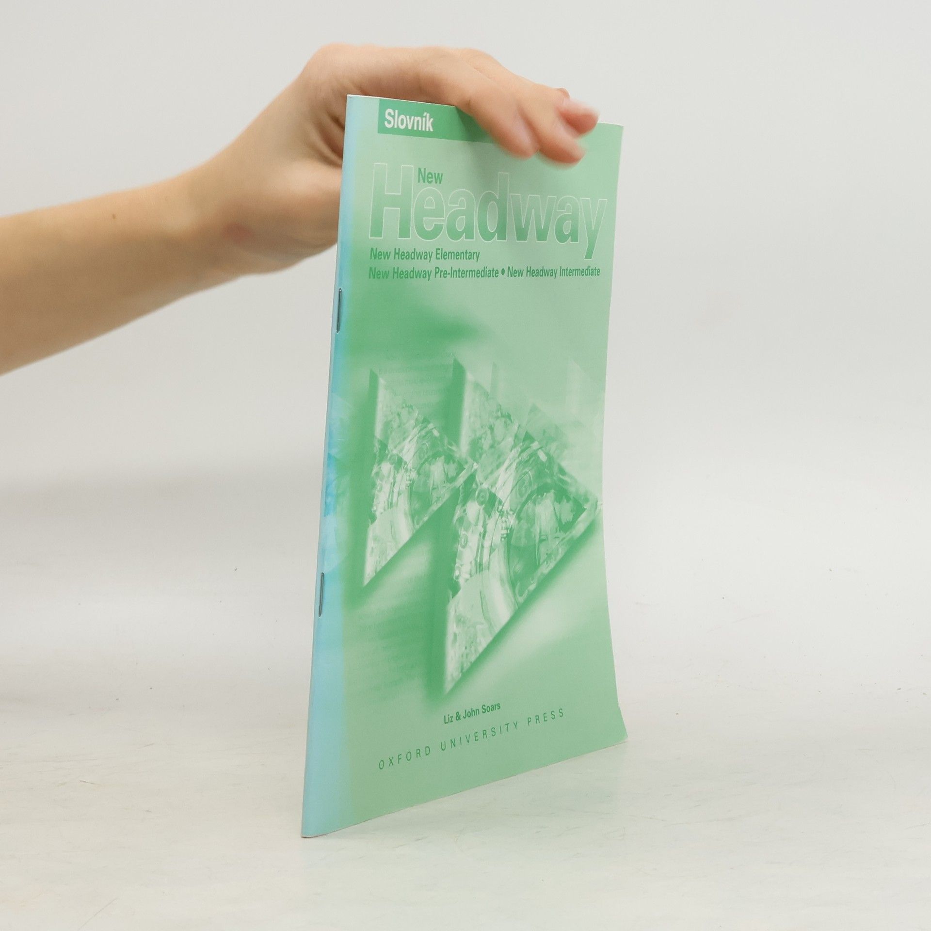 John Soars New Headway Elementary/Pre-intermediate/Intermediate - slovník CZ